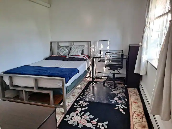Guest room @ Harvard/MIT Central Sq in Mid-Cambridge, Cambridge