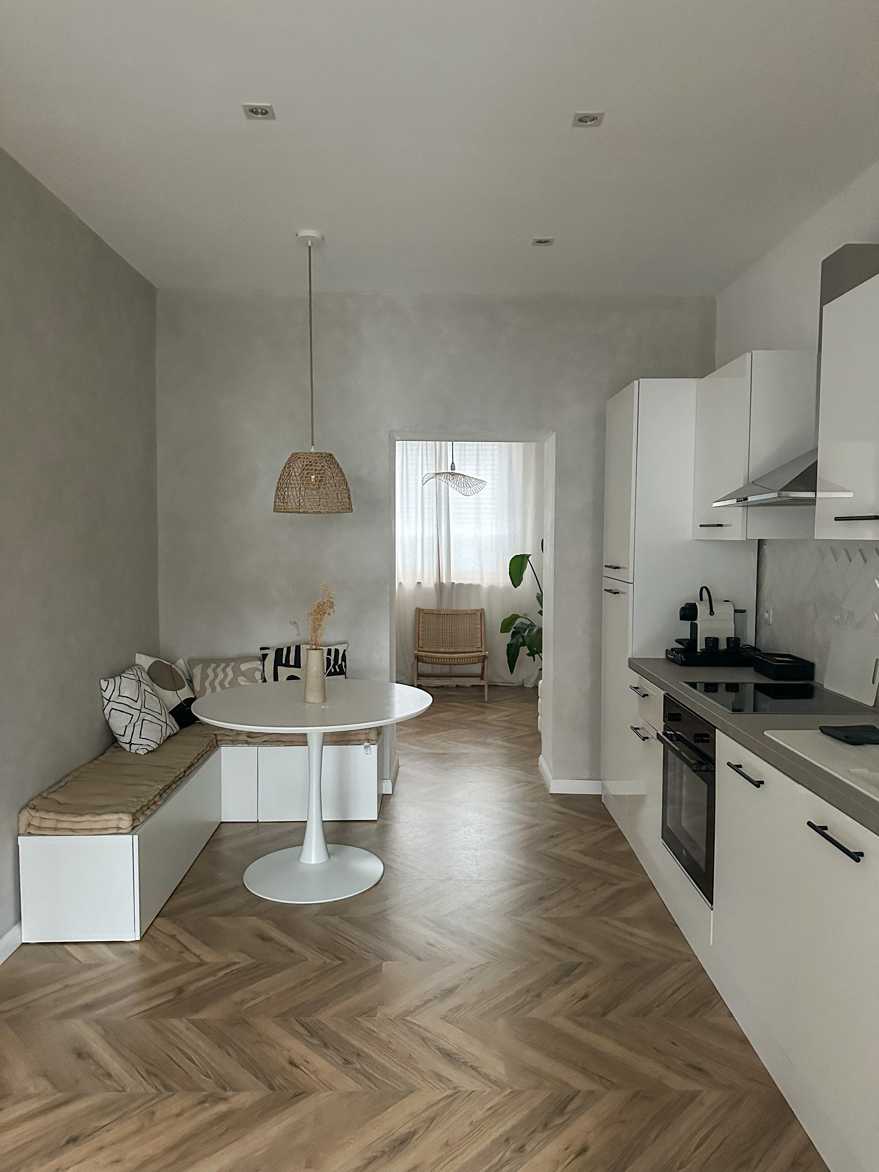 Cozy apartment with private parking