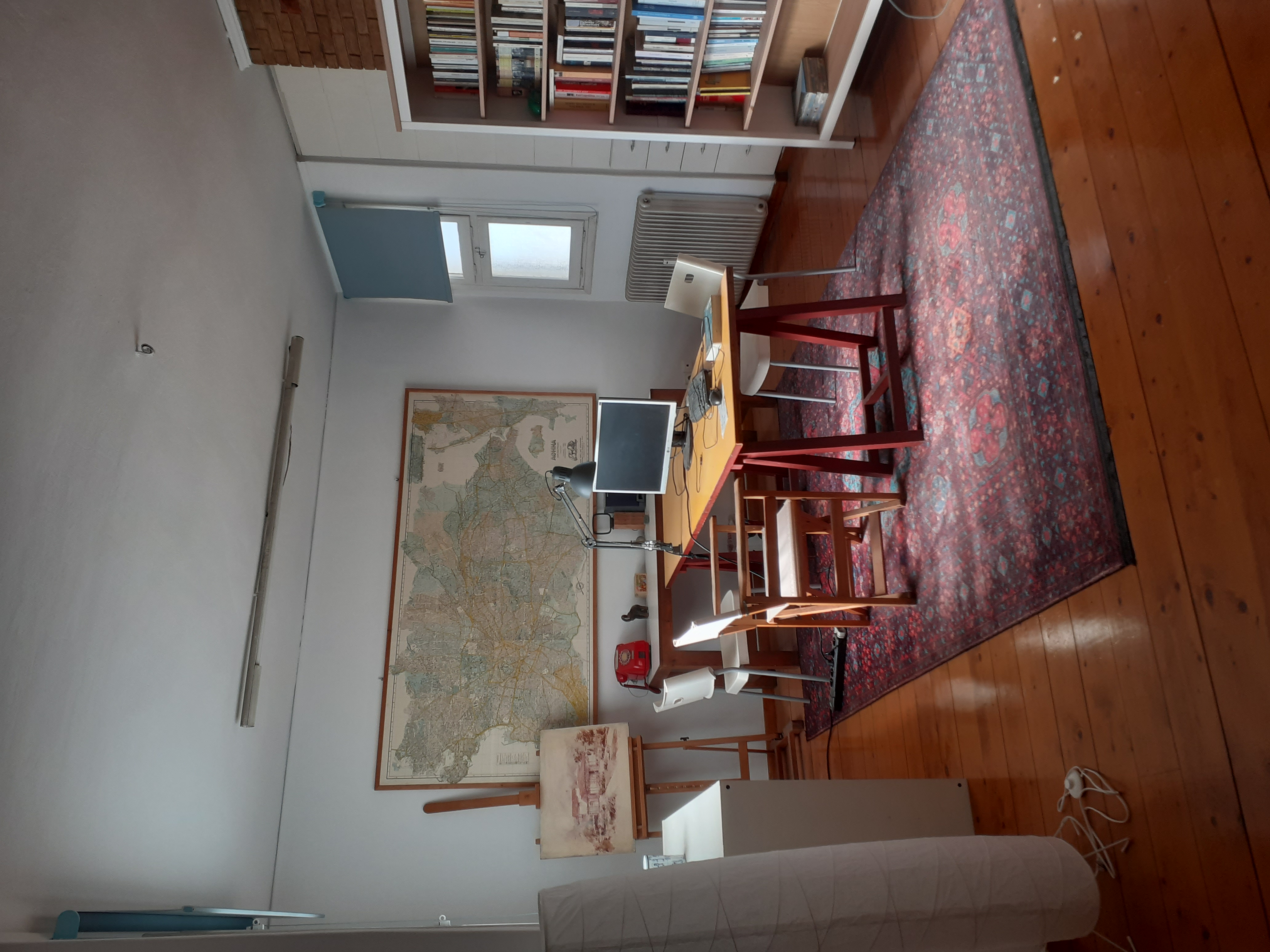 Spacious roomed topfloor apartment. in ΜΟΥΣΕΙΟ-ΕΞΑΡΧΕΙΑ-ΝΕΑΠΟΛΗ, Athens