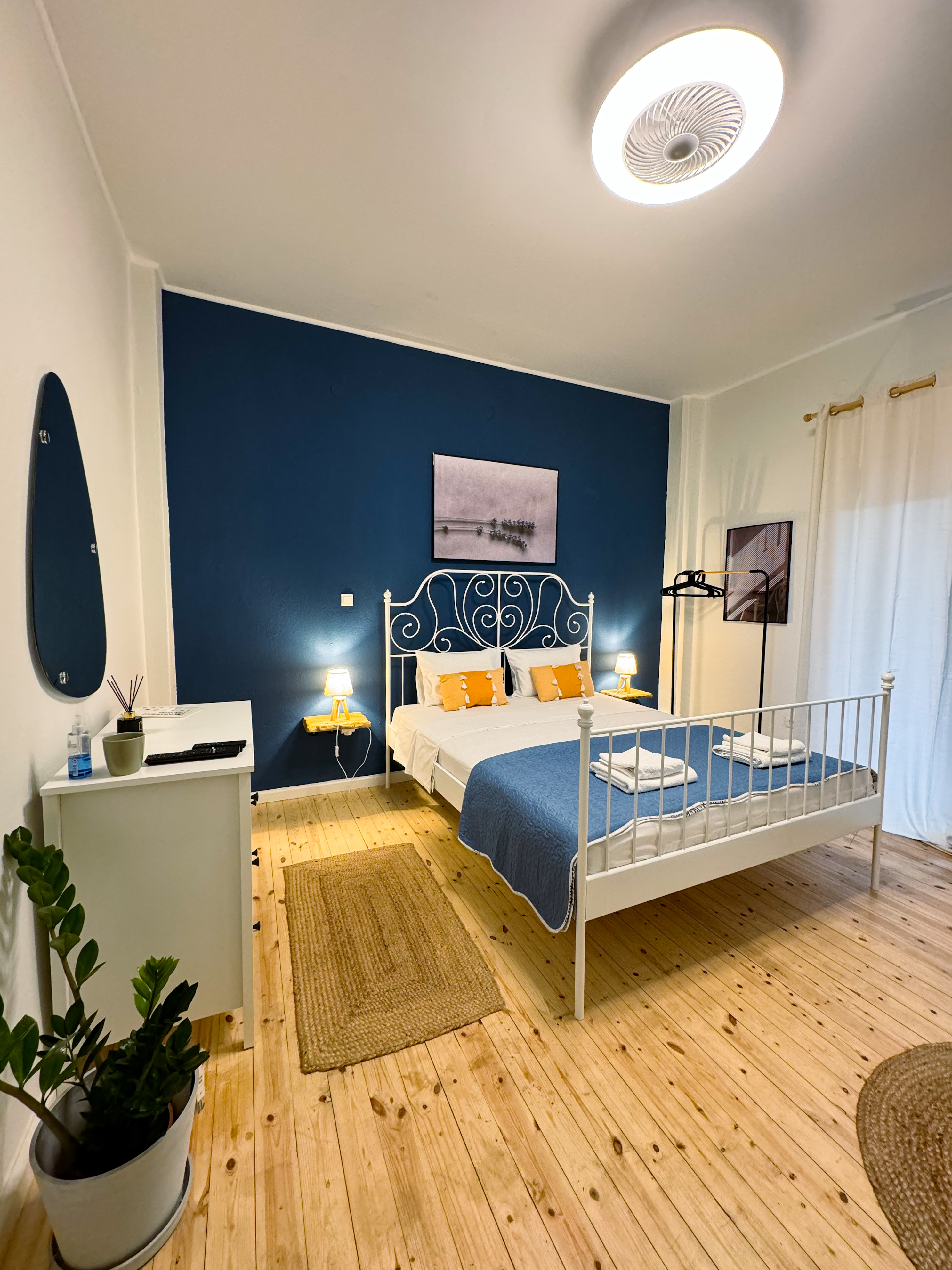 Apartment at Pefkochori center with garden