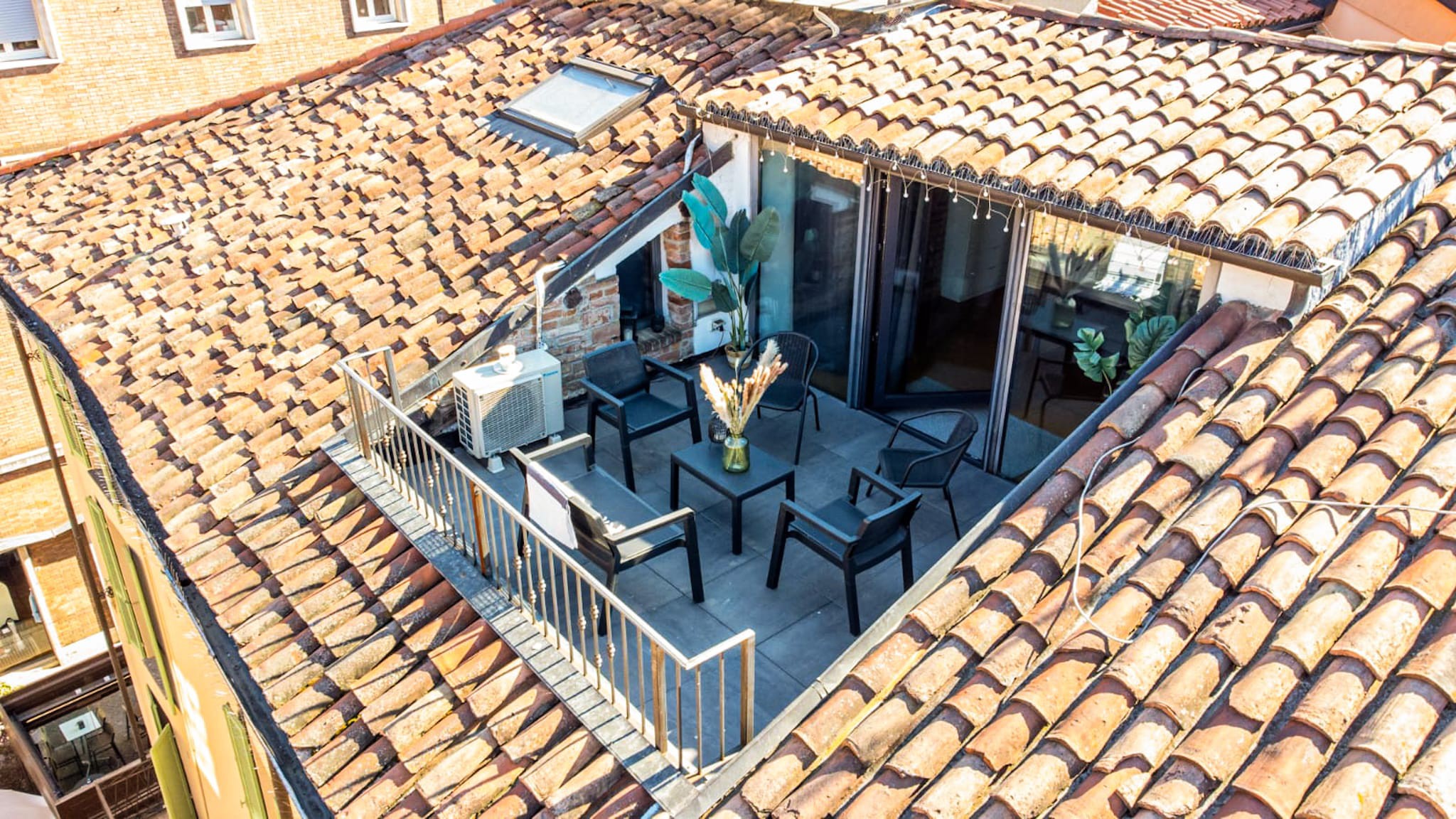 [Old Town] Dwelling with terrace- Wi-Fi and A/c