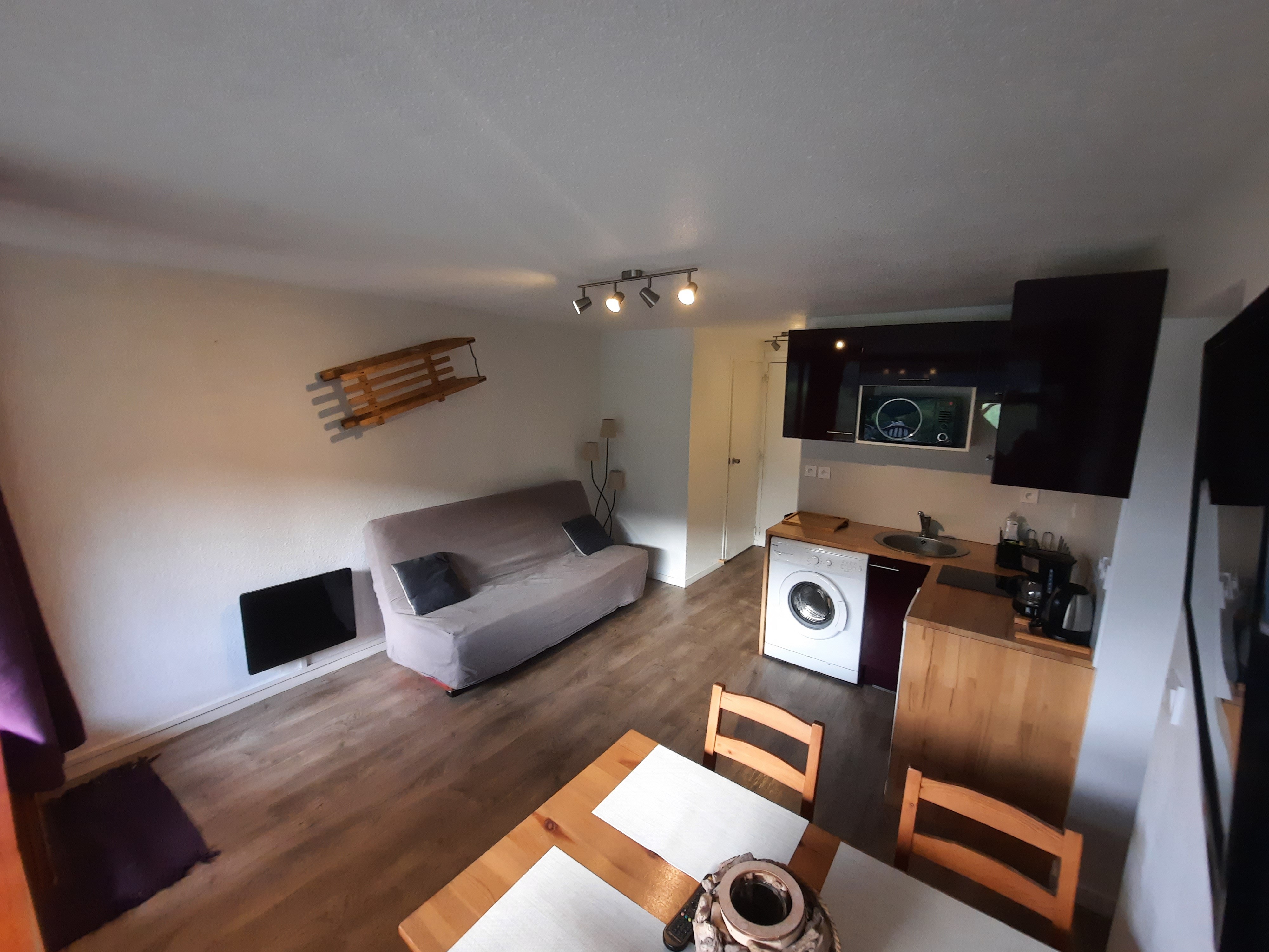 apartment with balcony in Mont Dore