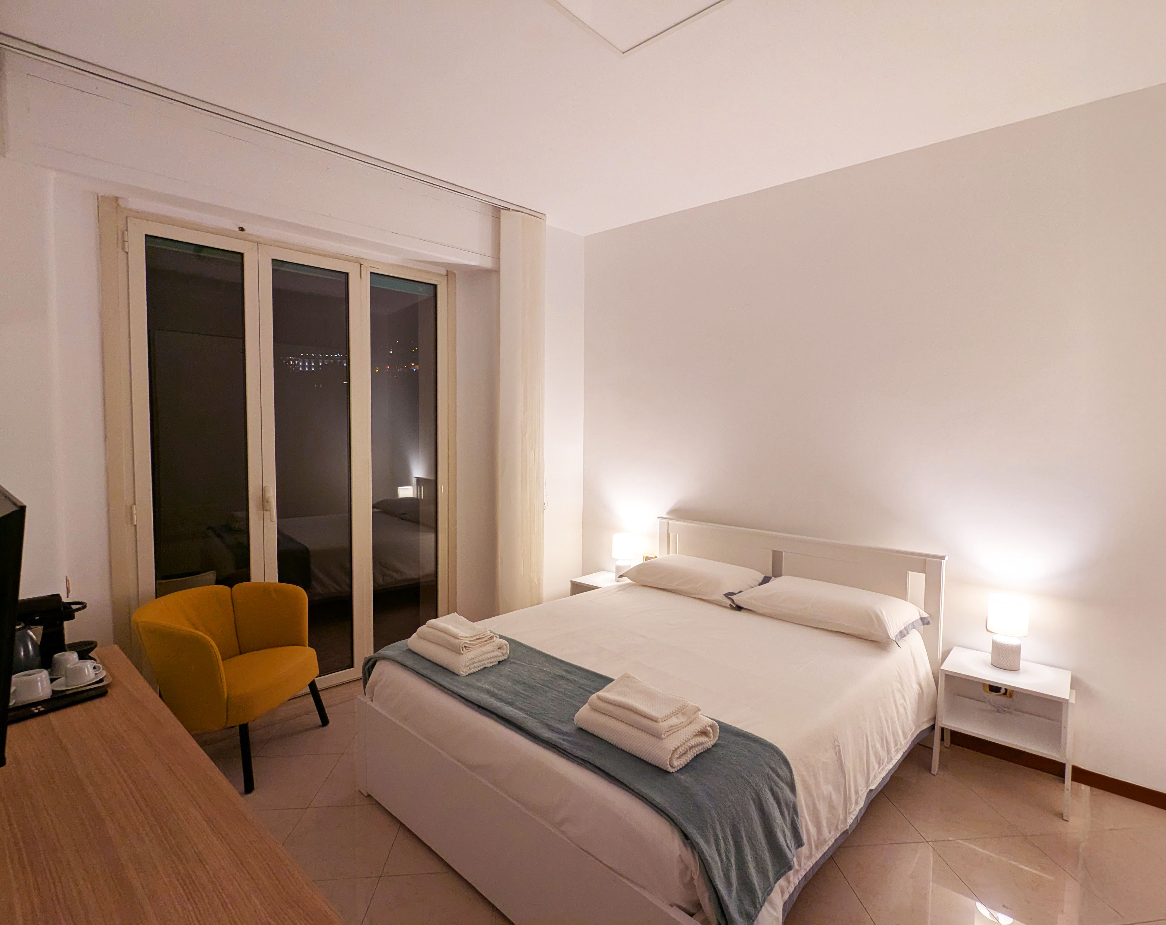 San Pasquale Home in Chiaia, Naples