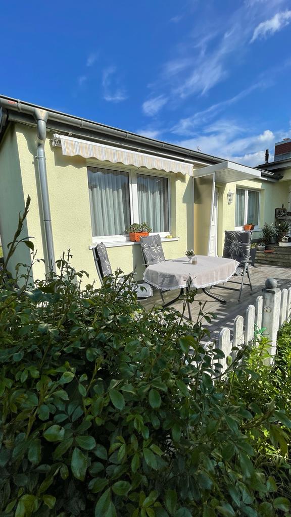 Cozy apartment with complimentary parking