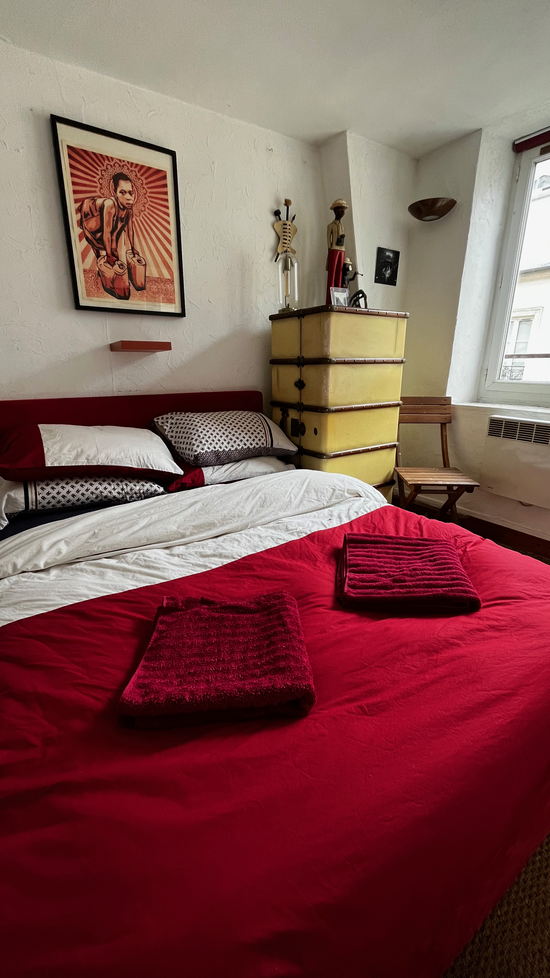 Vibrant Bastille Stay Near Market in Reuilly, Paris