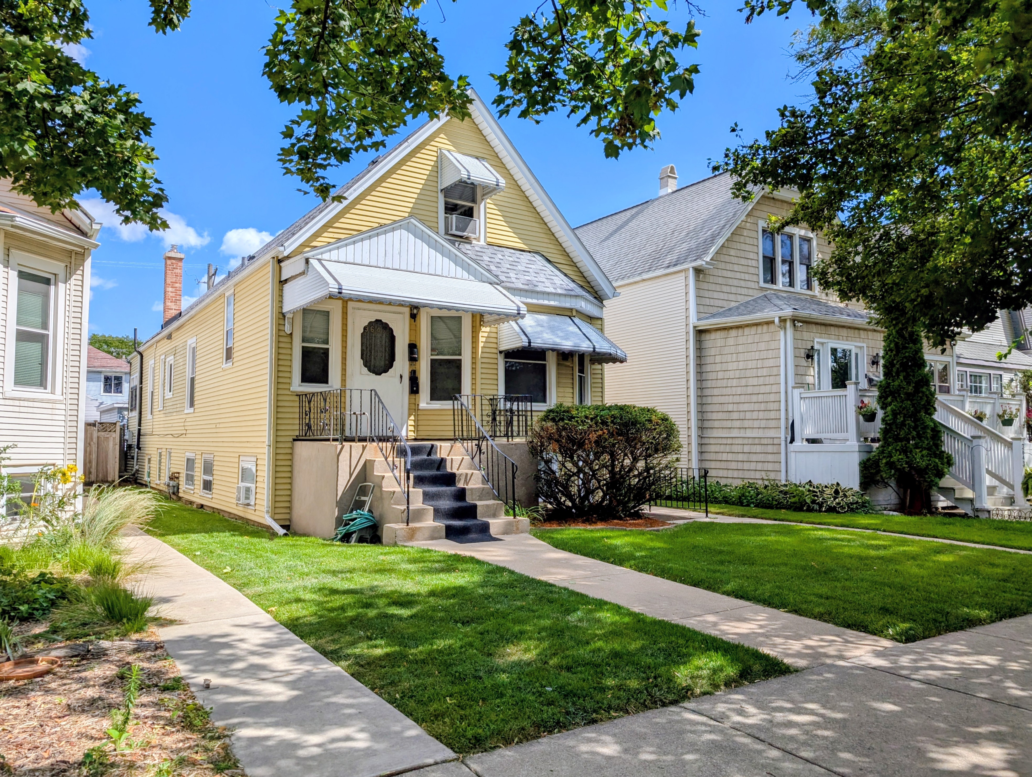 The Avondale Attic Unit in Irving Park, Chicago