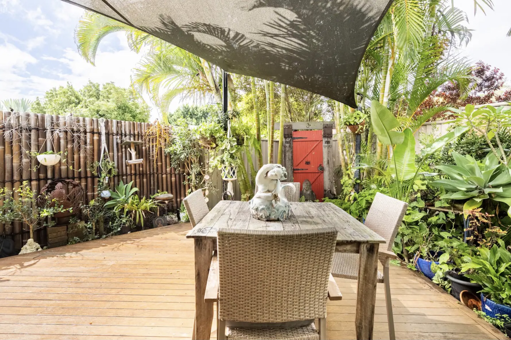 Tranquil home 10 mins walk to beach in TWEED SHIRE COUNCIL, Northern Rivers