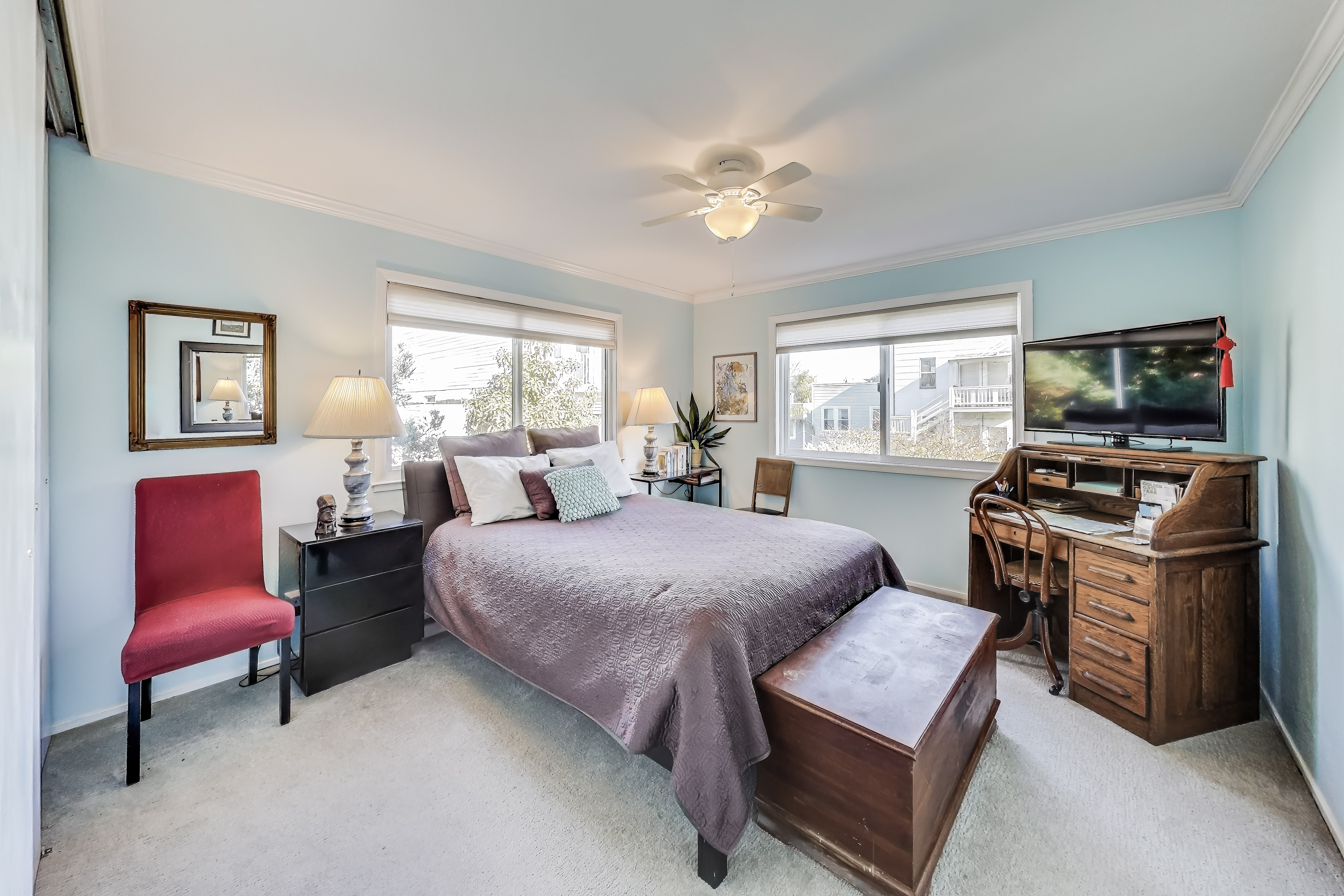 PrivateBath/master suite in 3 bedroom condo.