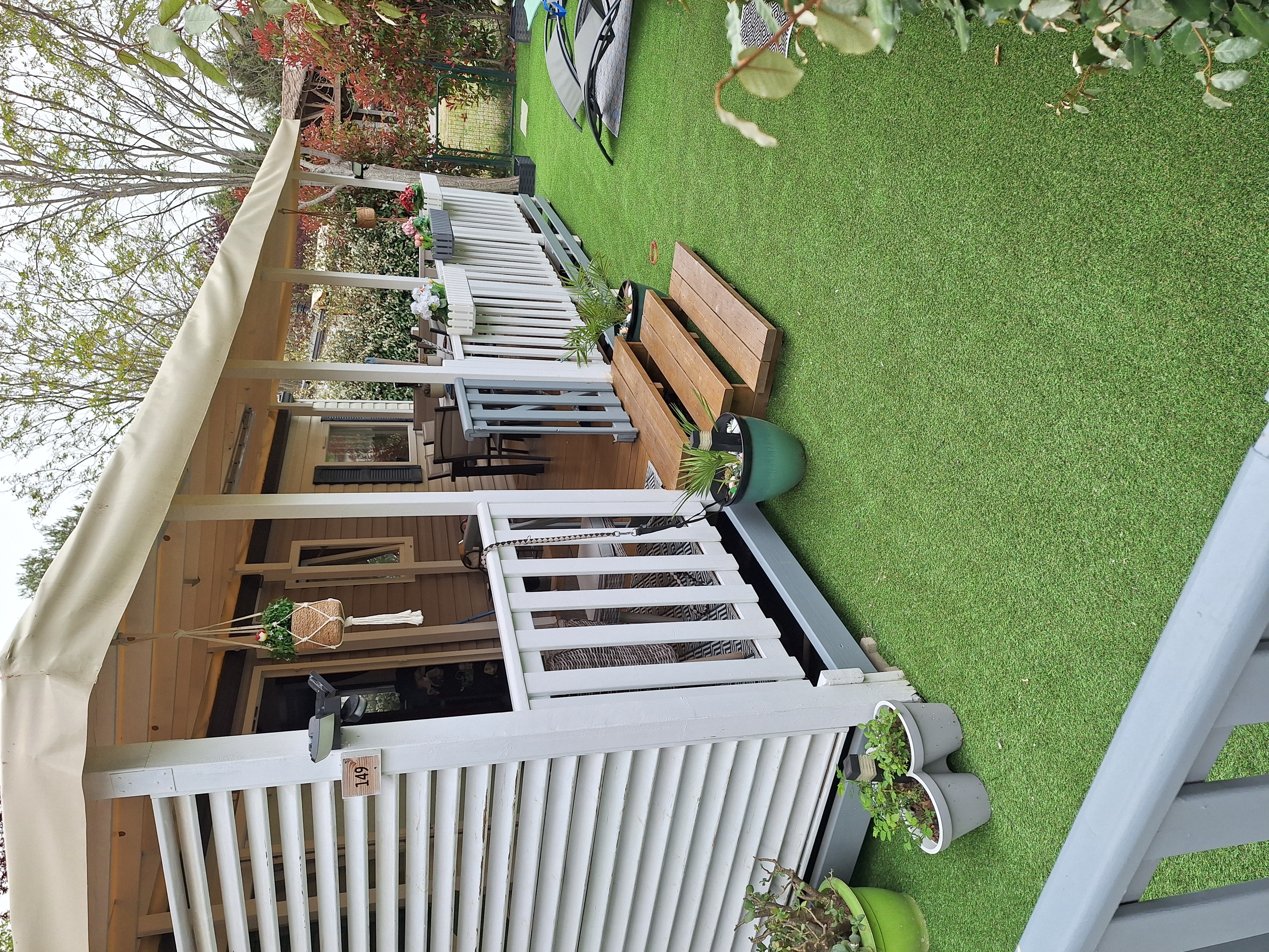 Charming fully equipped mobile home