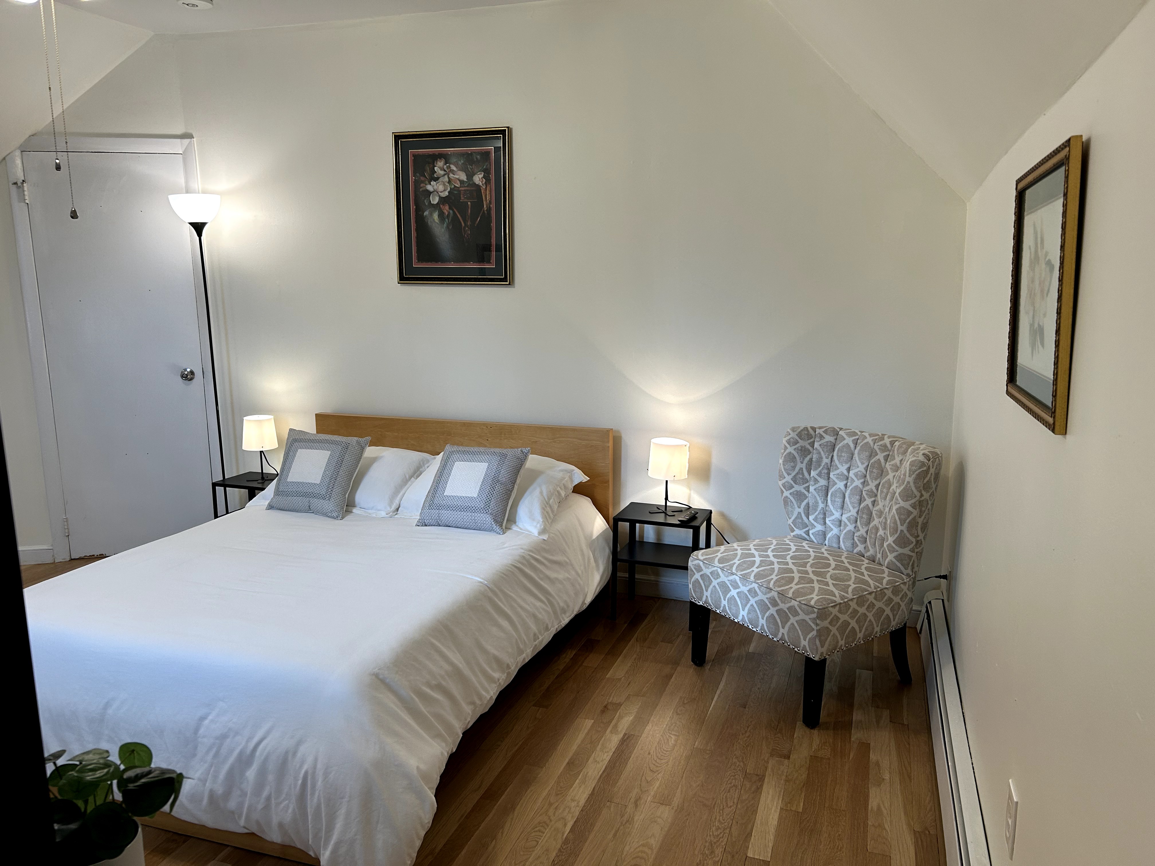 West Roxbury Pet friendly a.c furnished in West Roxbury, Boston