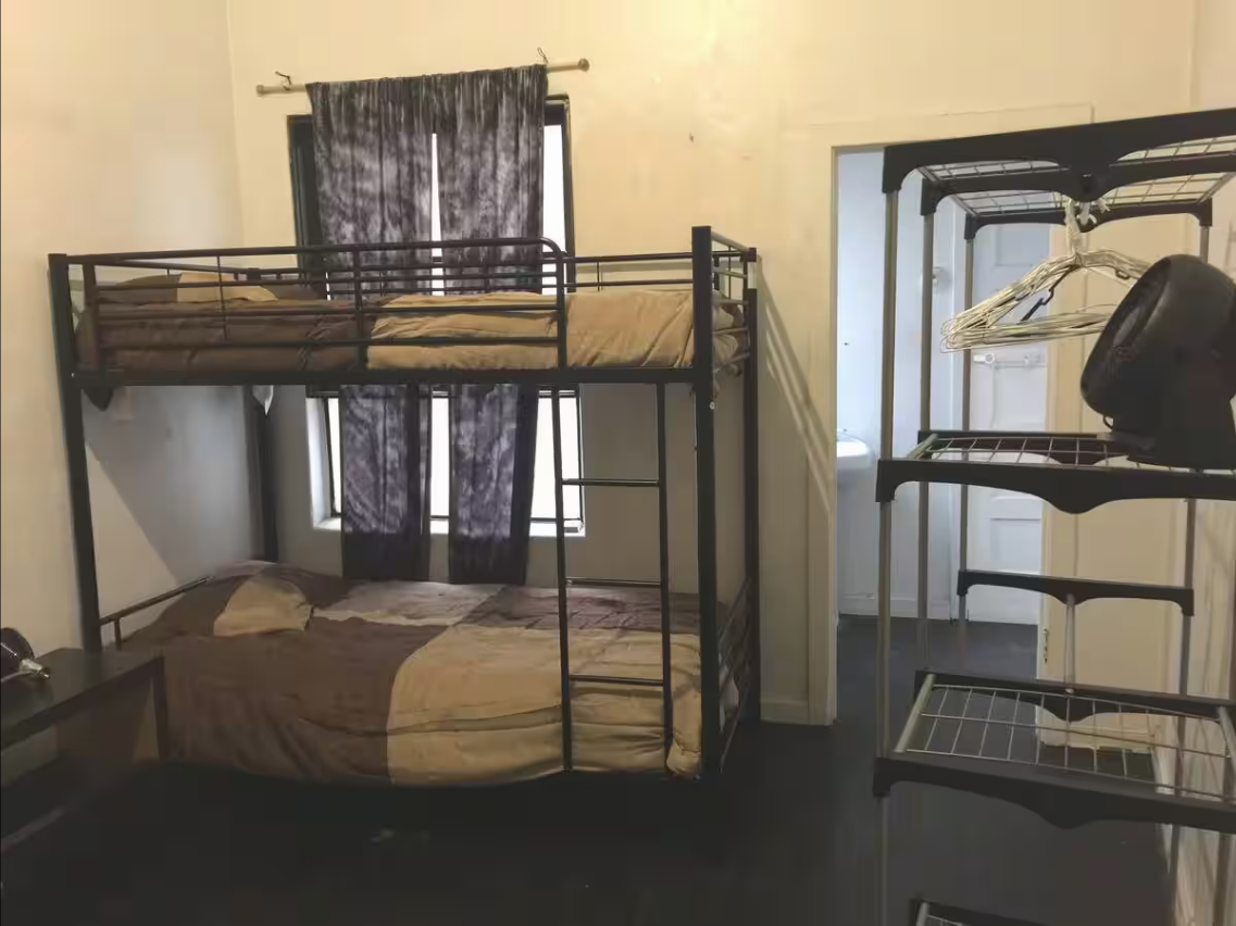 #108 Arts District+Little Tokyo Private Bunk Beds in Downtown, Los Angeles