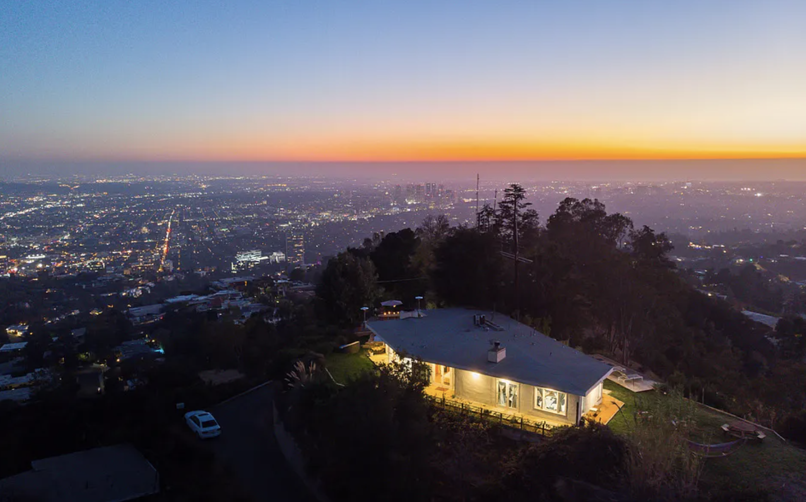 Mid-century home with 360 views of L.A in Beverly Hills, Los Angeles