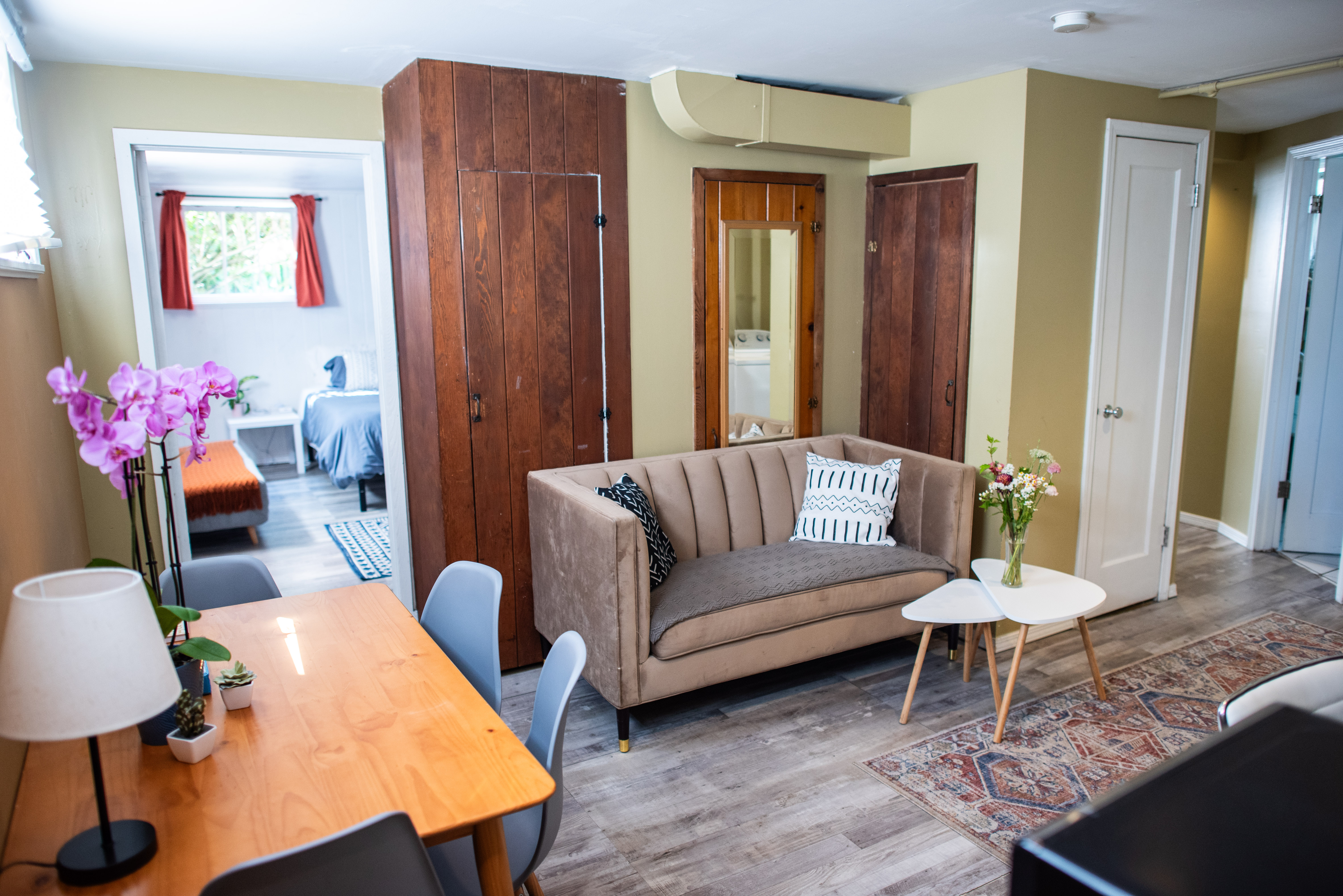 Peaceful, private, great location, 2BD 1BA APT