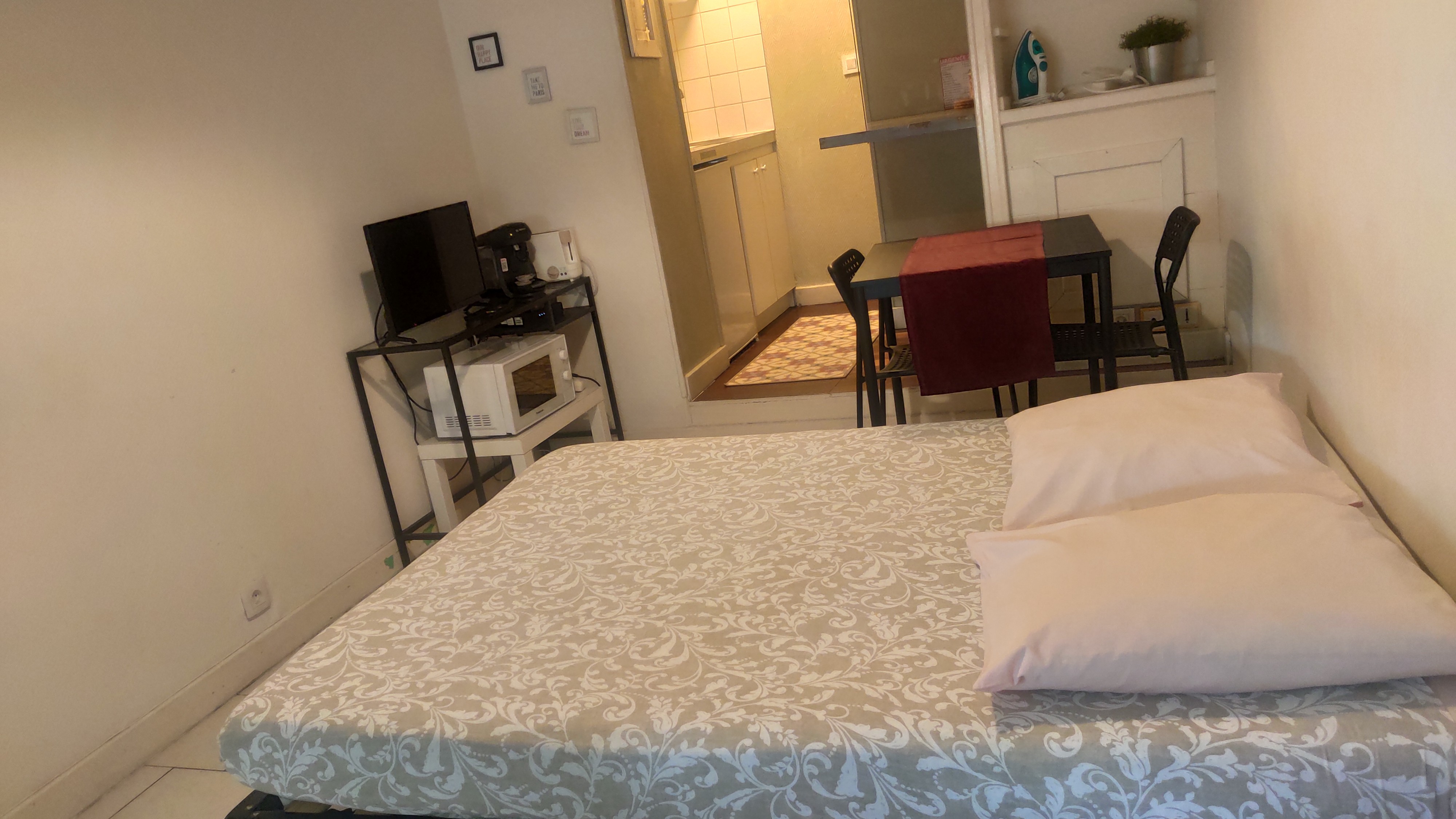30 Chamblain Studio Apartment