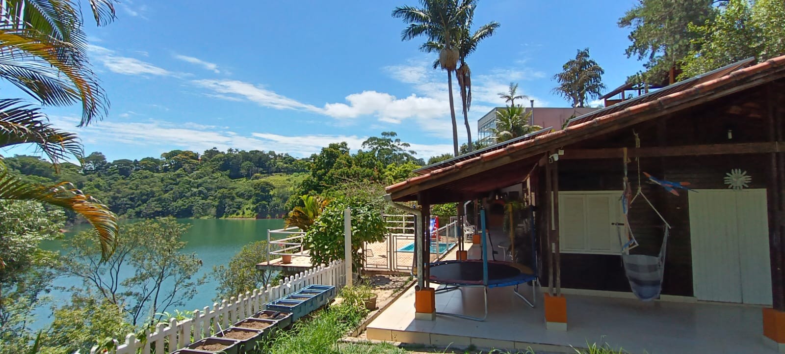 Beautiful home cond pool. Foot in the water!