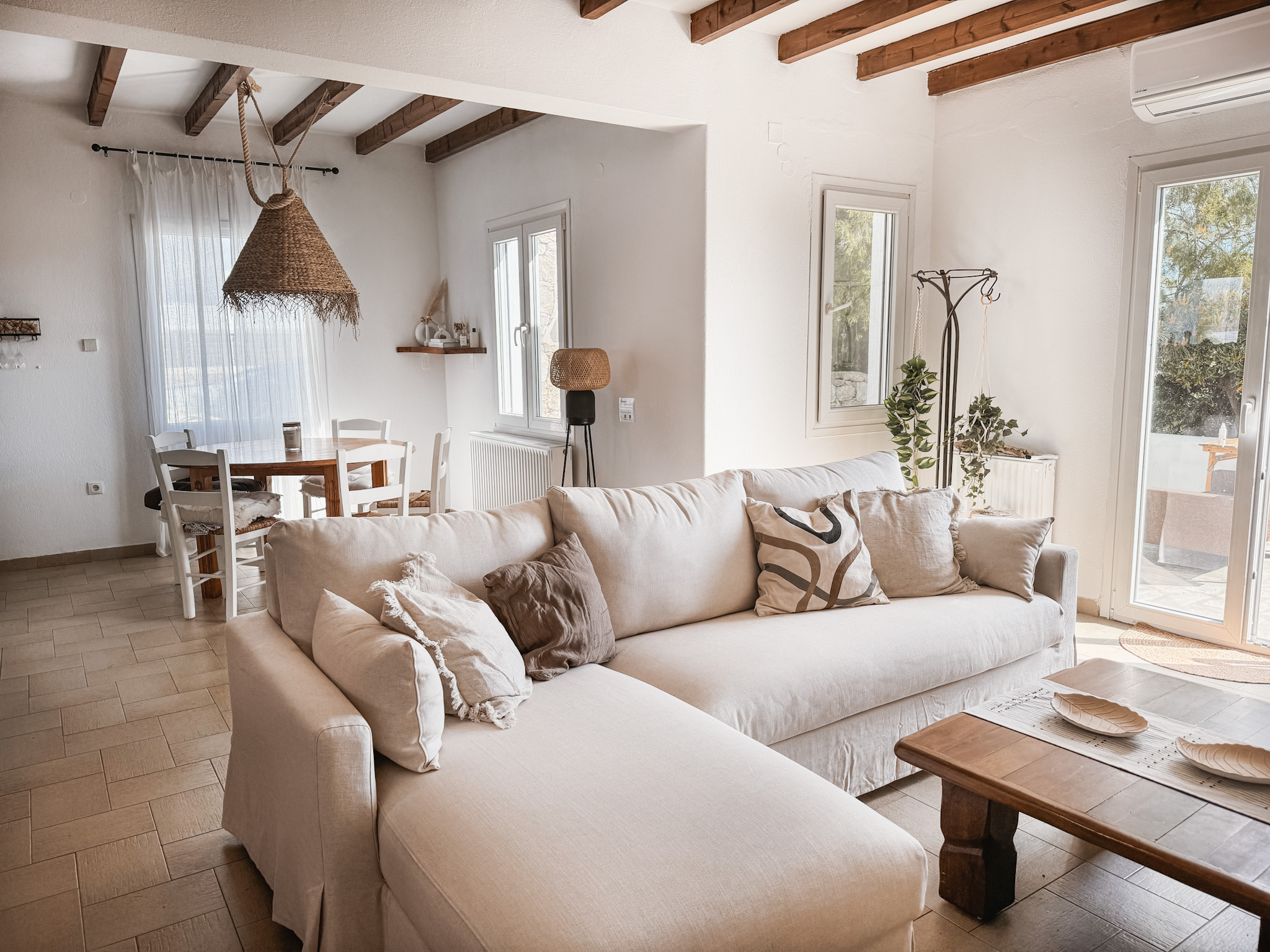 Spacious, Renovated Villa Near Town | Unique Stay