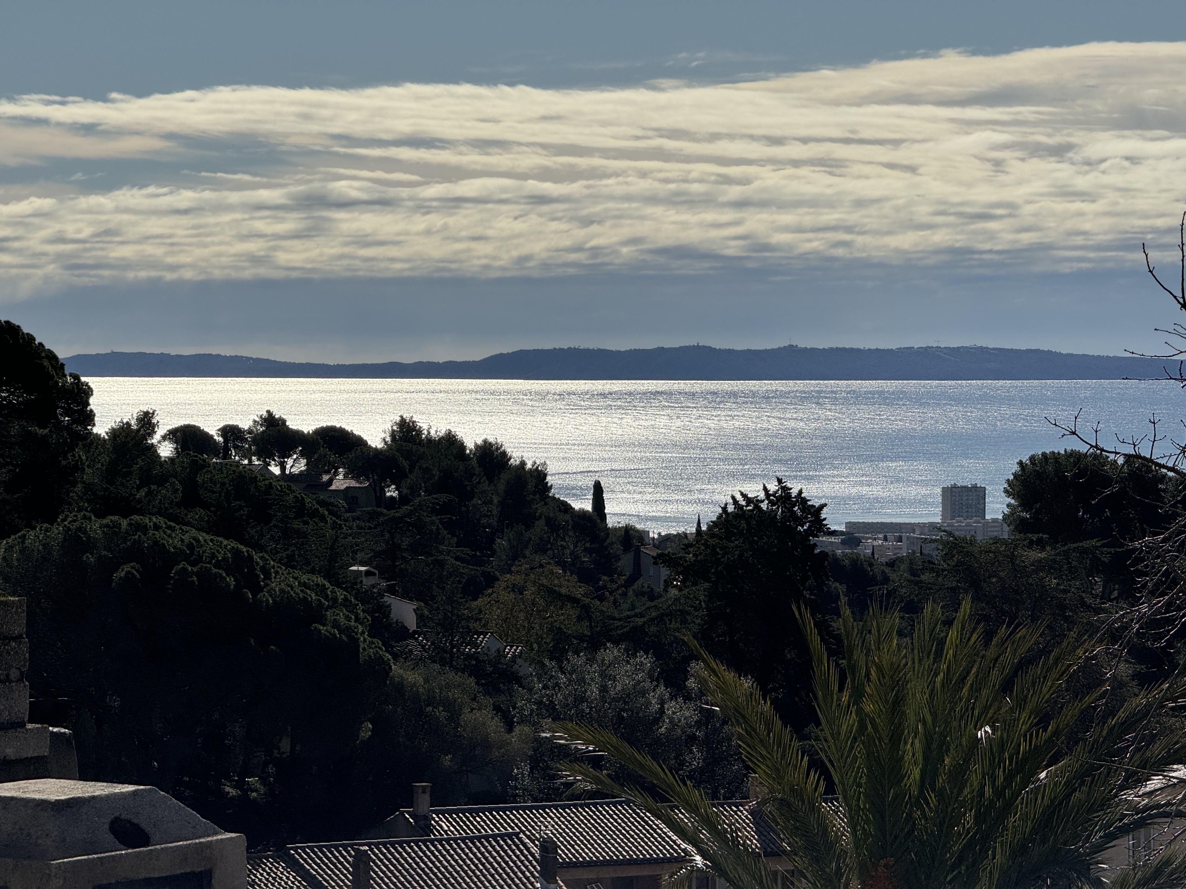 Sea view studio, village and hills with terrace