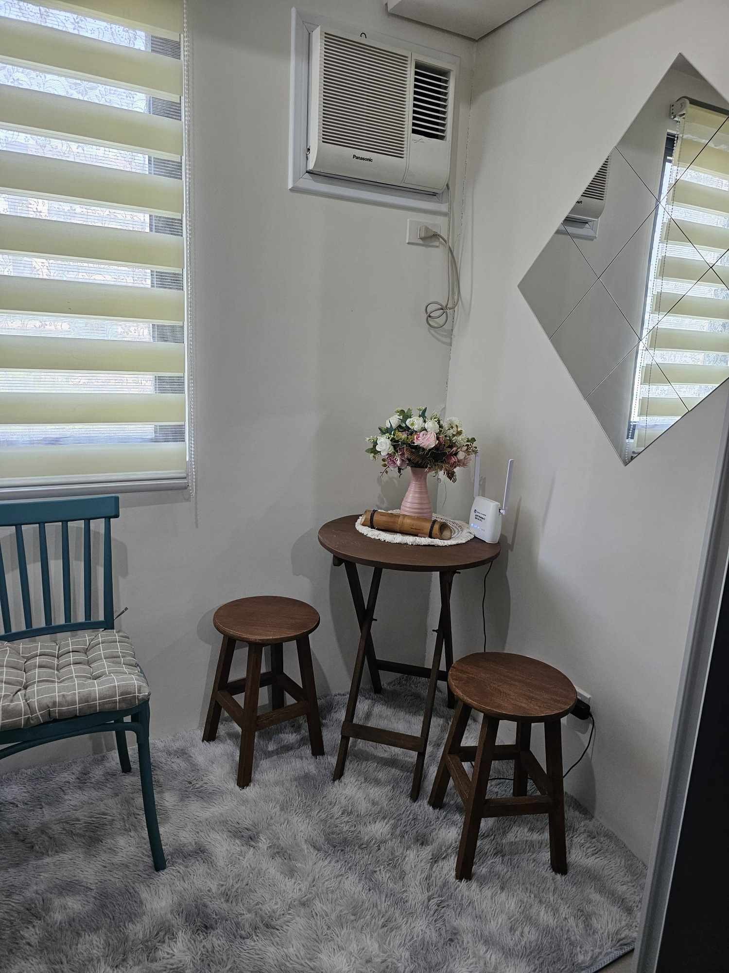 Minimalist and Easy Access to Everything!