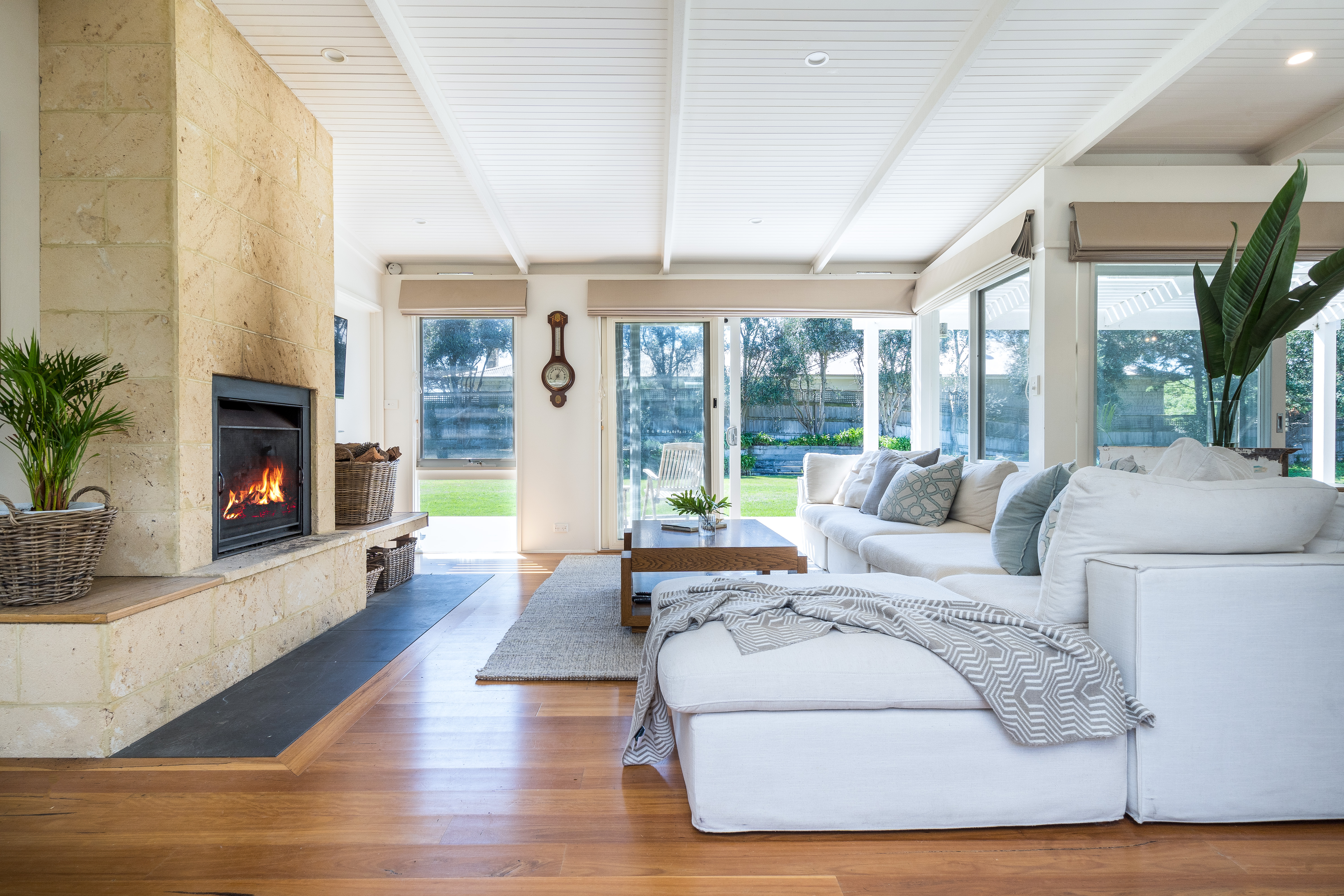 Beach House Blairgowrie. Walk to beach in Point Nepean, Mornington Peninsula