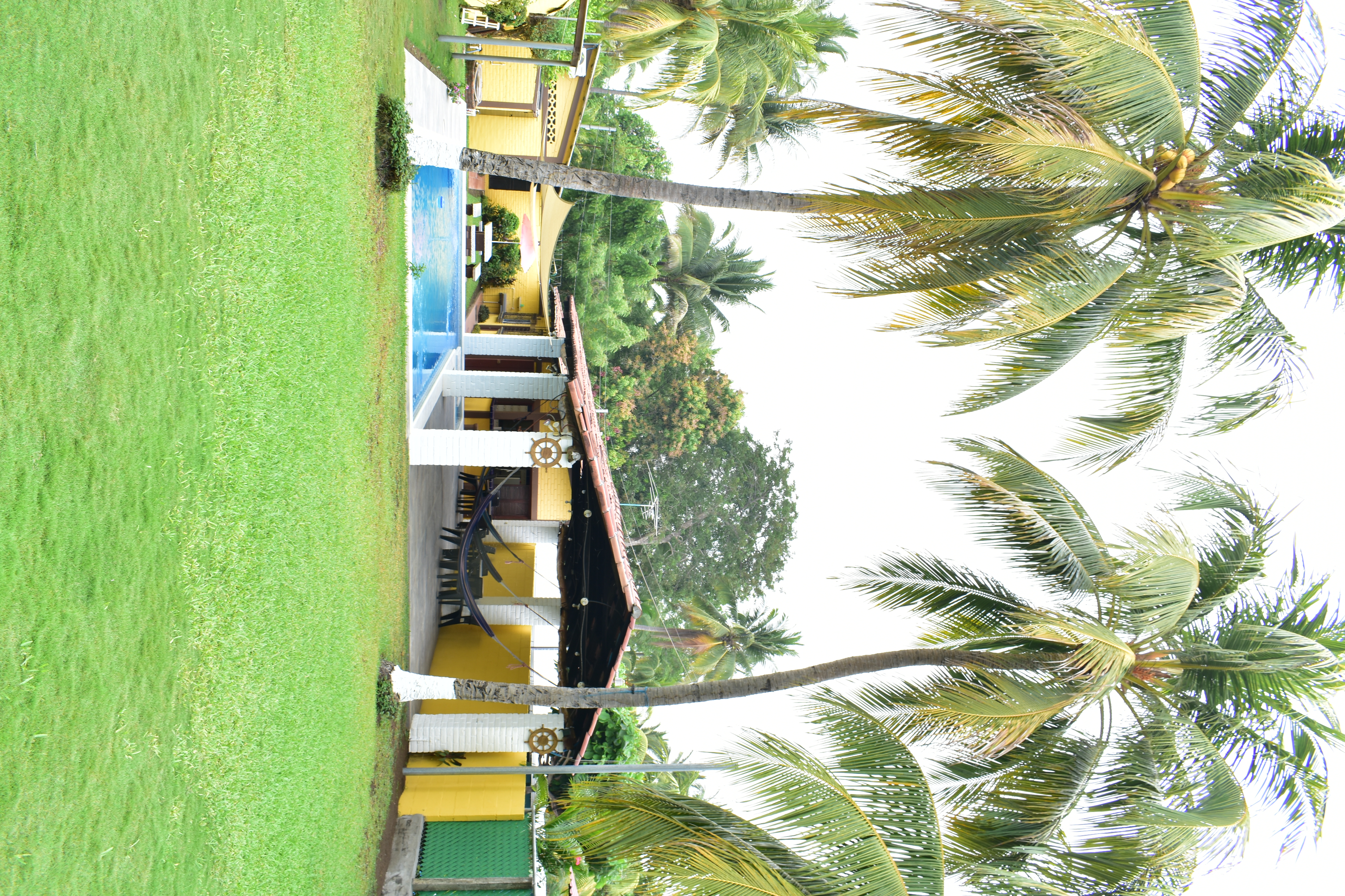 Rancho de Playa, Costa Azul, Sonsonate