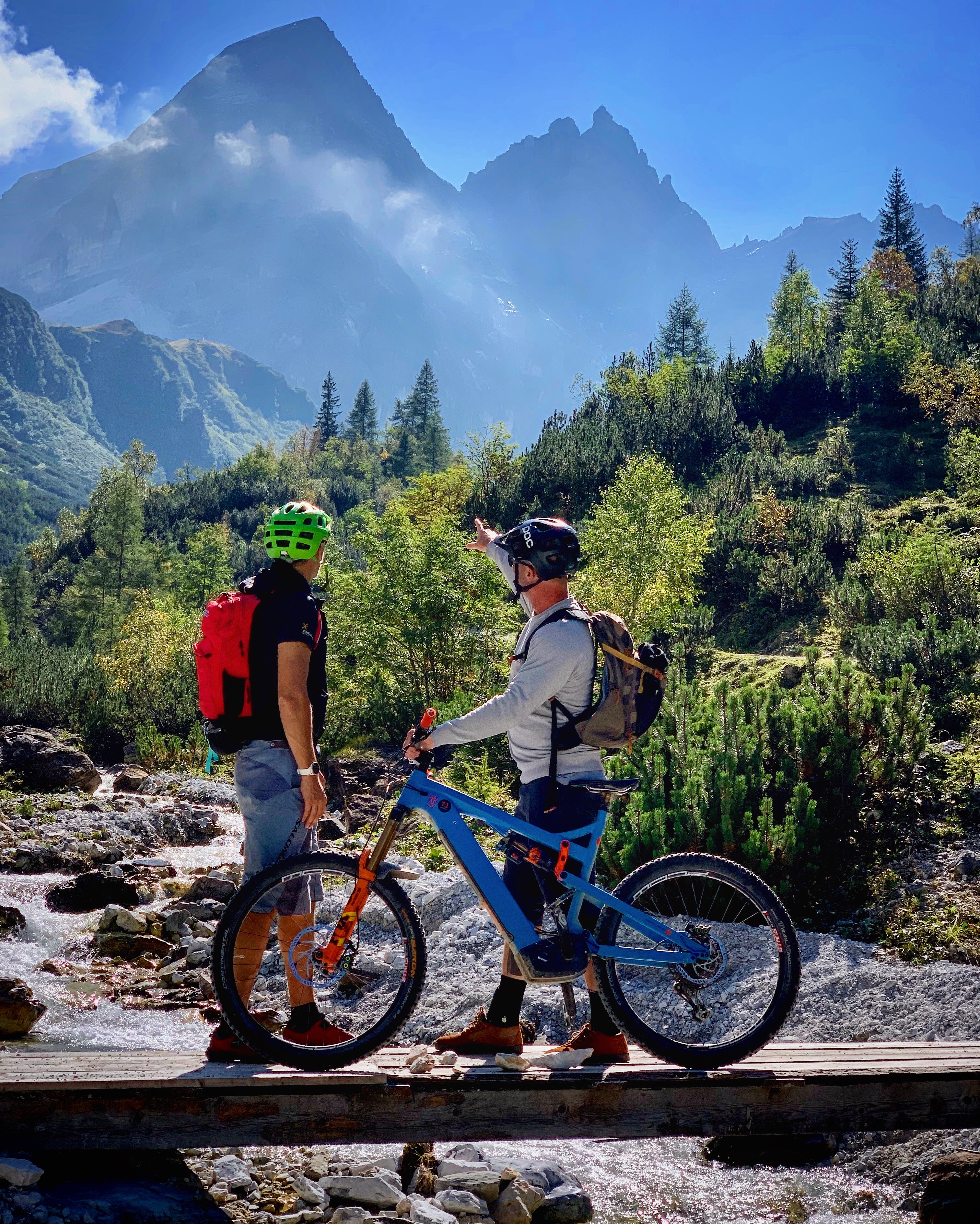 Пирамиды эль-кастильо мексика фото. Иностранные студенты ниу вшэ. Велотуризм в норвегии. Openness to experience картинка. Пирамида эль-кастильо первое фото.