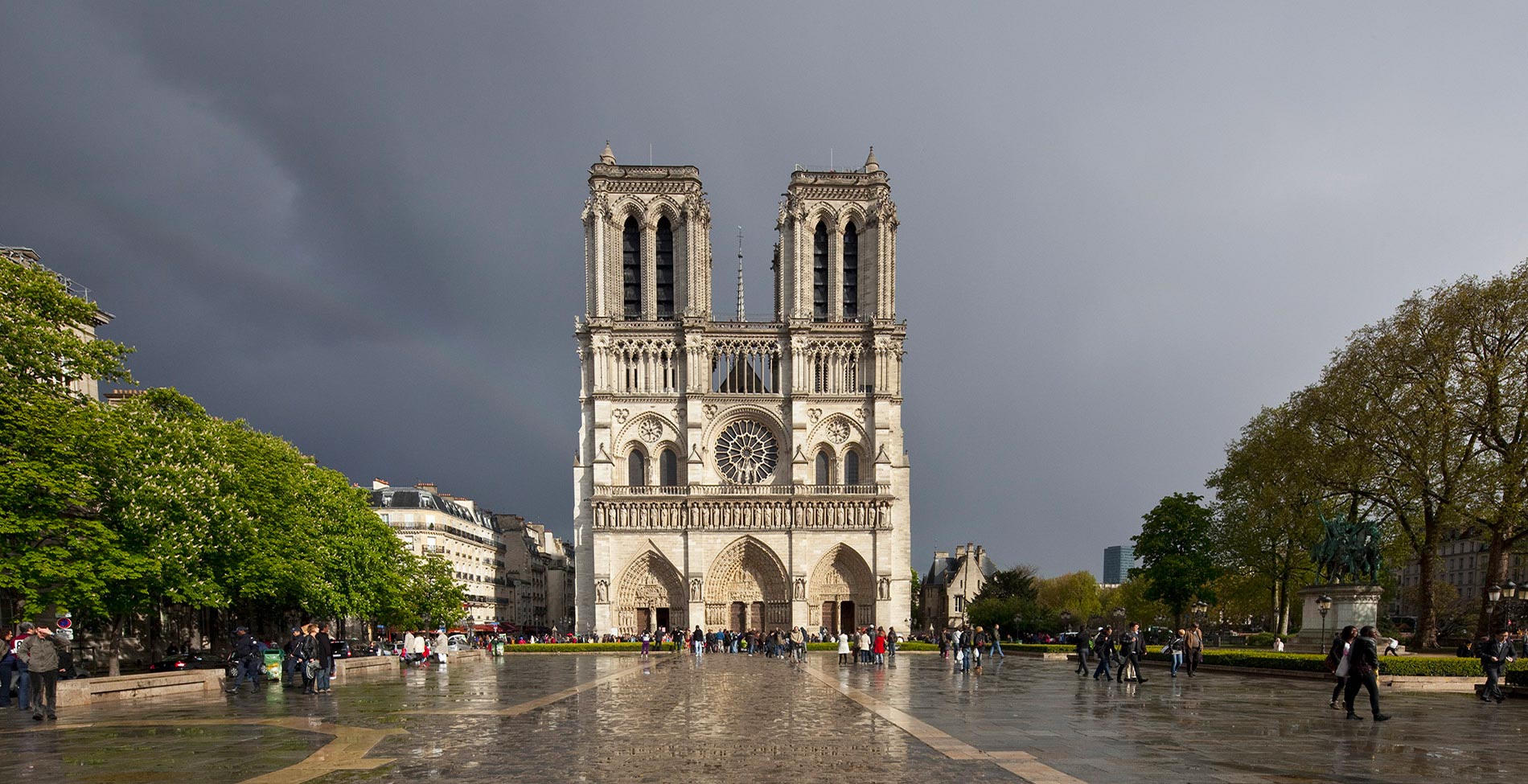 Notre Dame De Paris Is Still Alive Airbnb