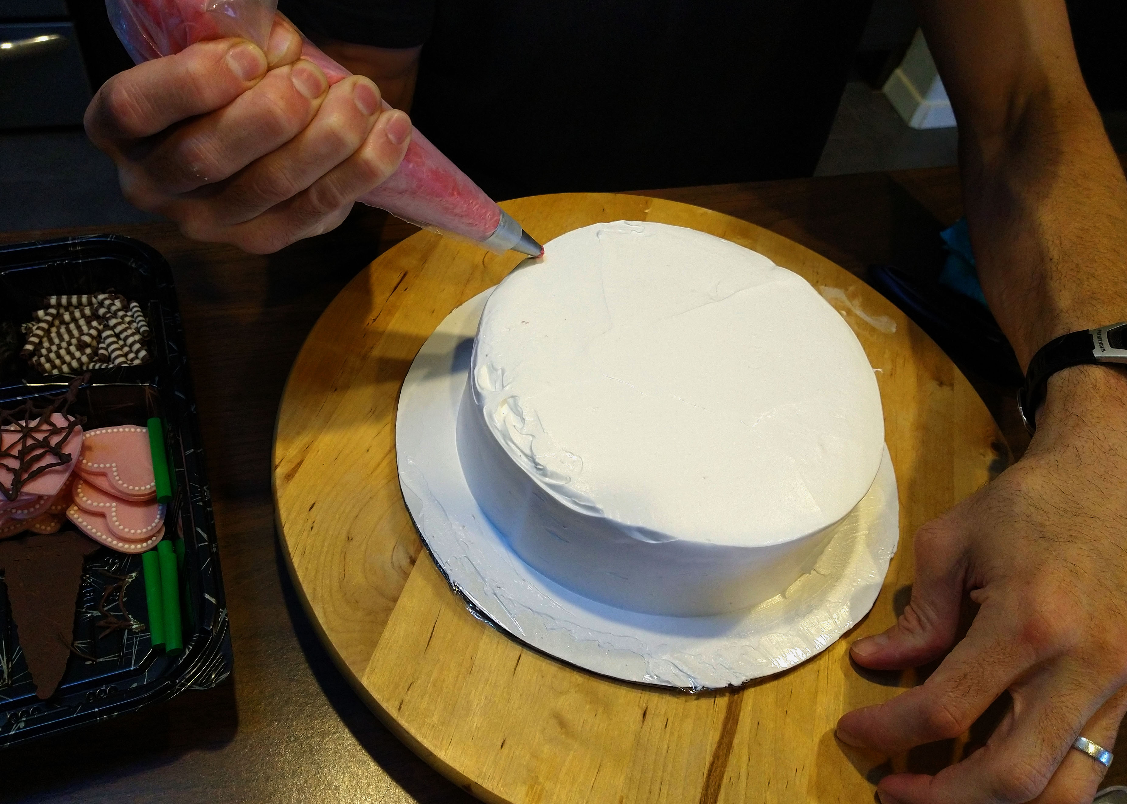 Cake Decoration With Professional Baker Airbnb