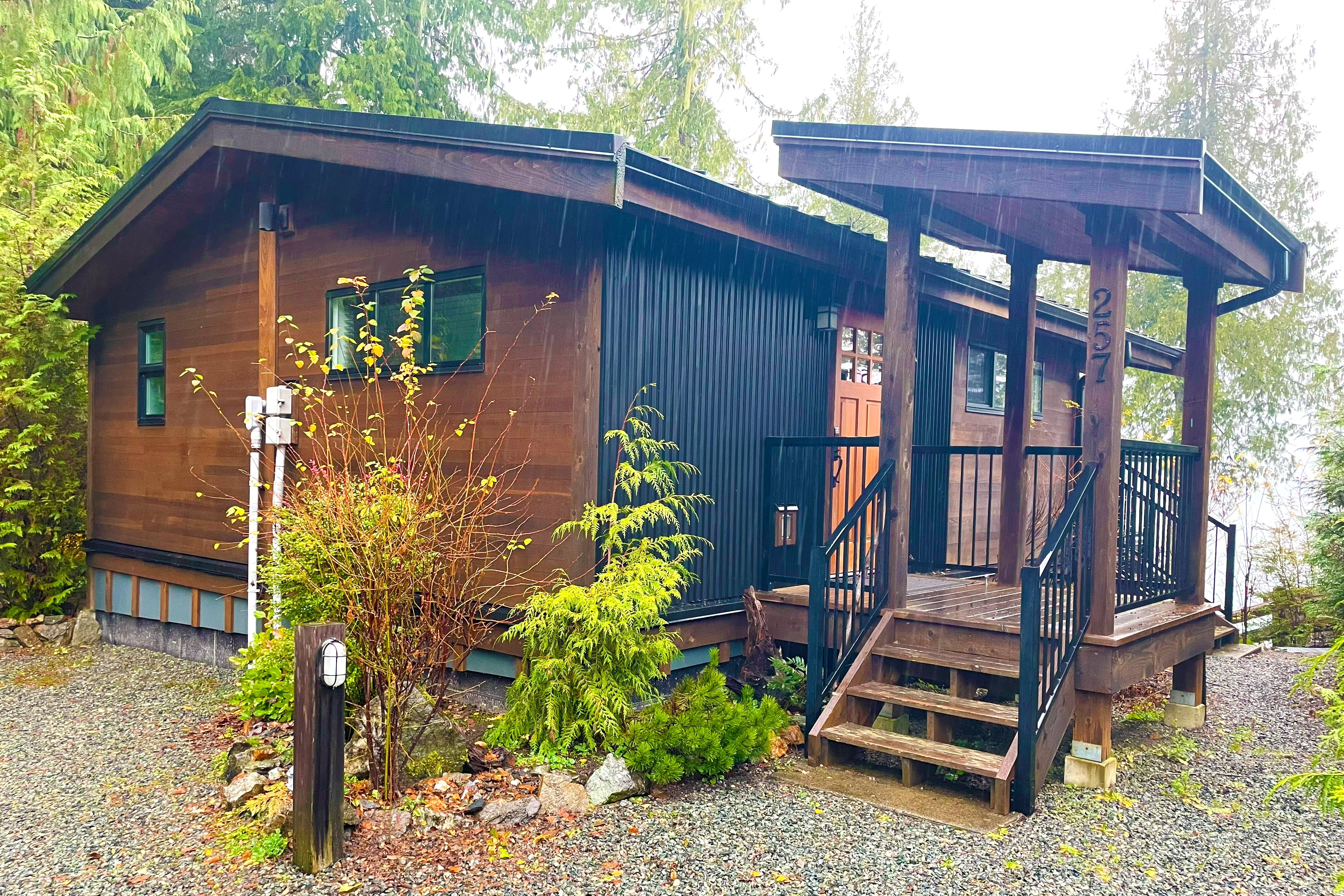 Renfrew Hideaway