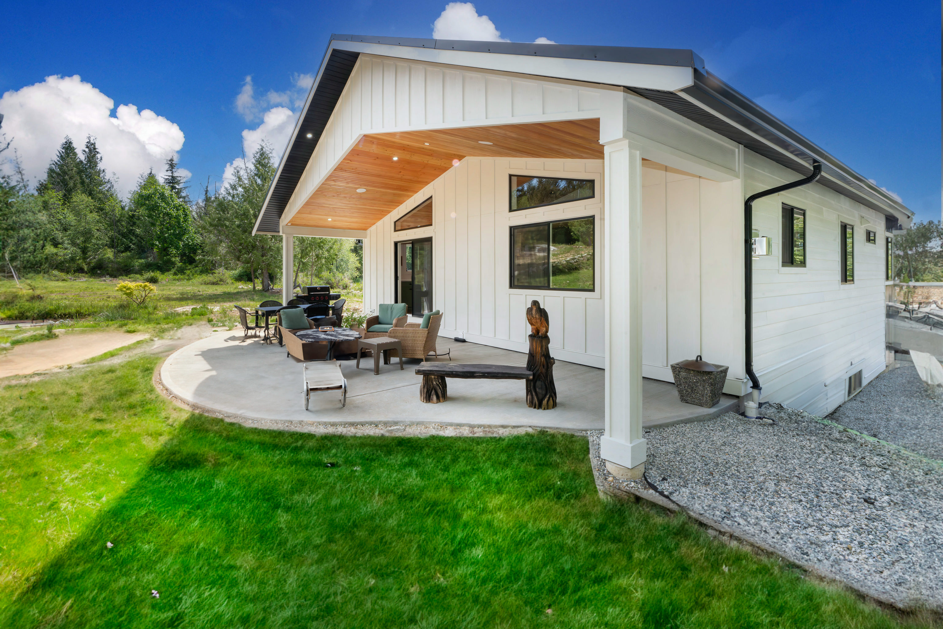 Chalet Firefly