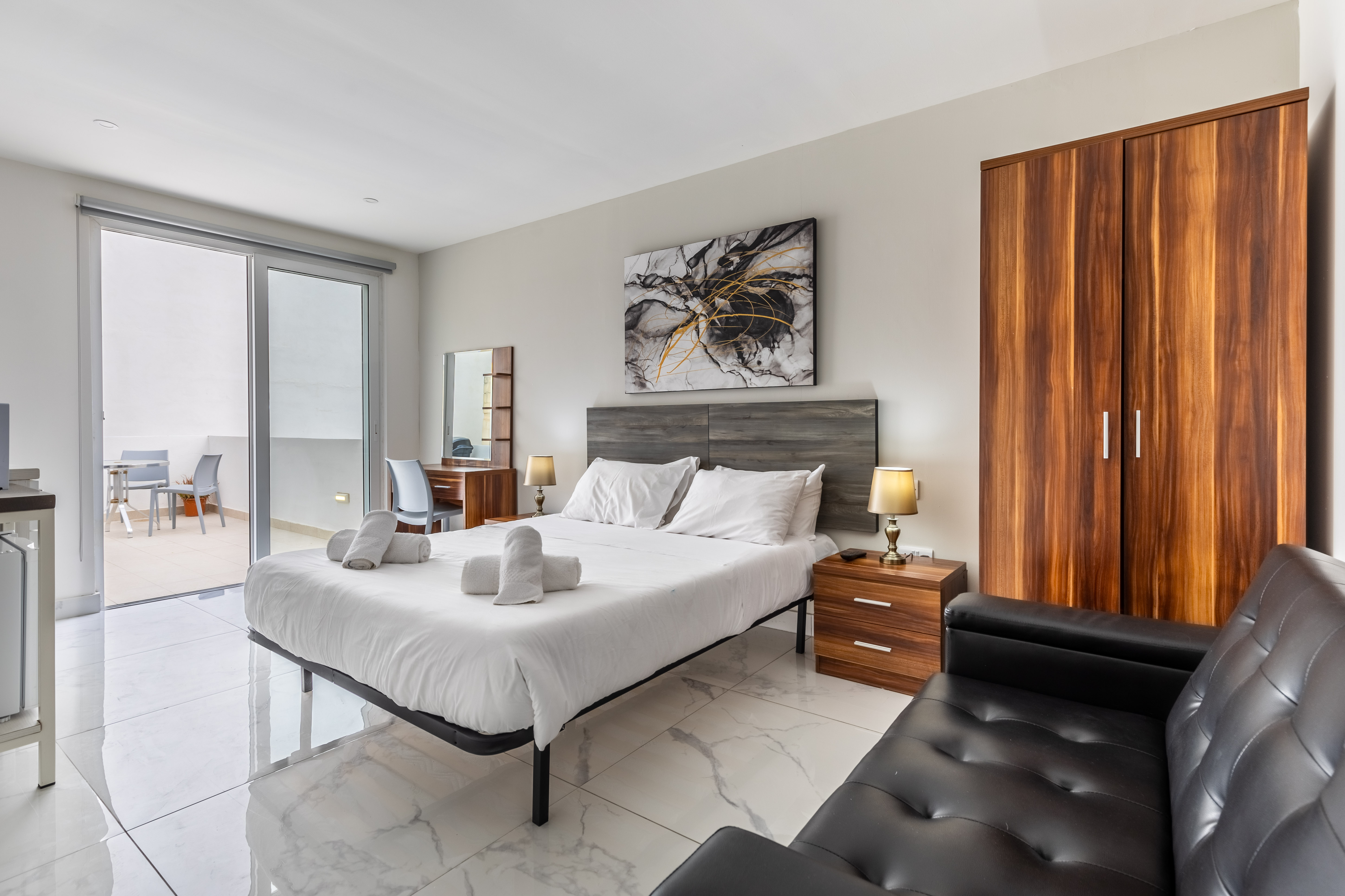 Studio Penthouse at Olo living by SF Homes