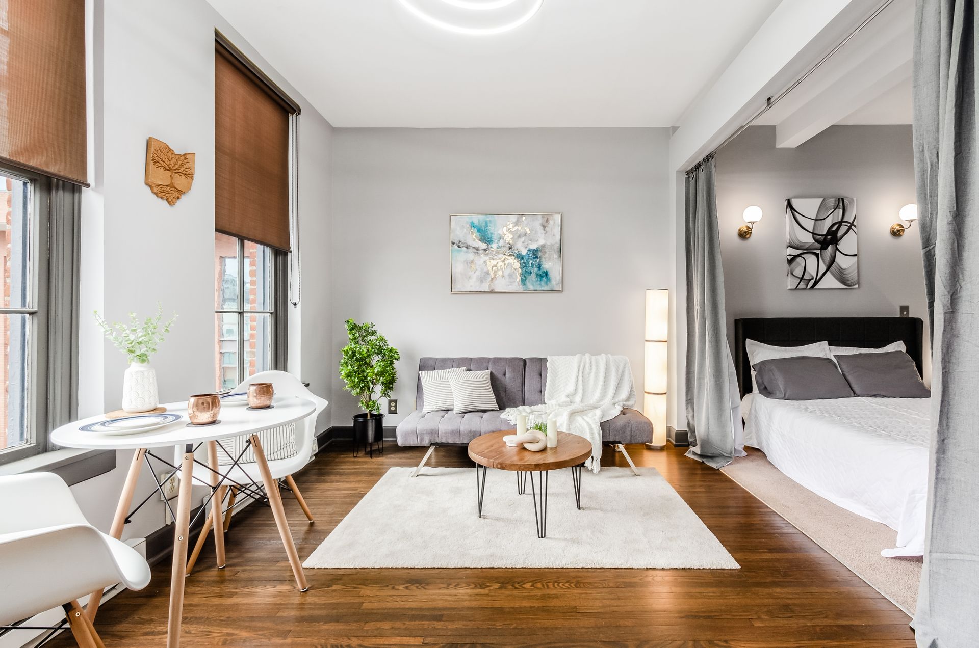 Comfy Condo Heart of Short North & Garage Parking! in Near North/University, Columbus