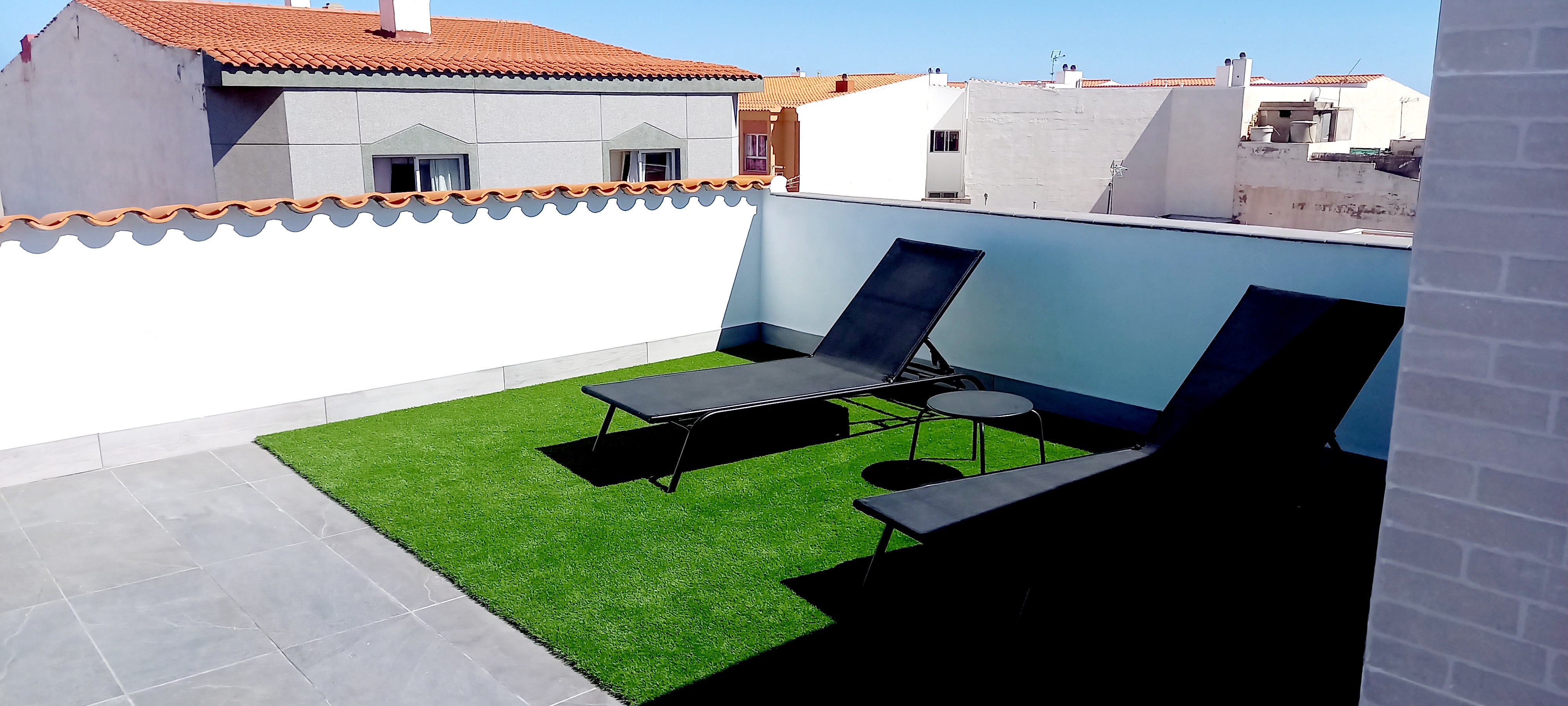 Sunny flat in Vecindario city