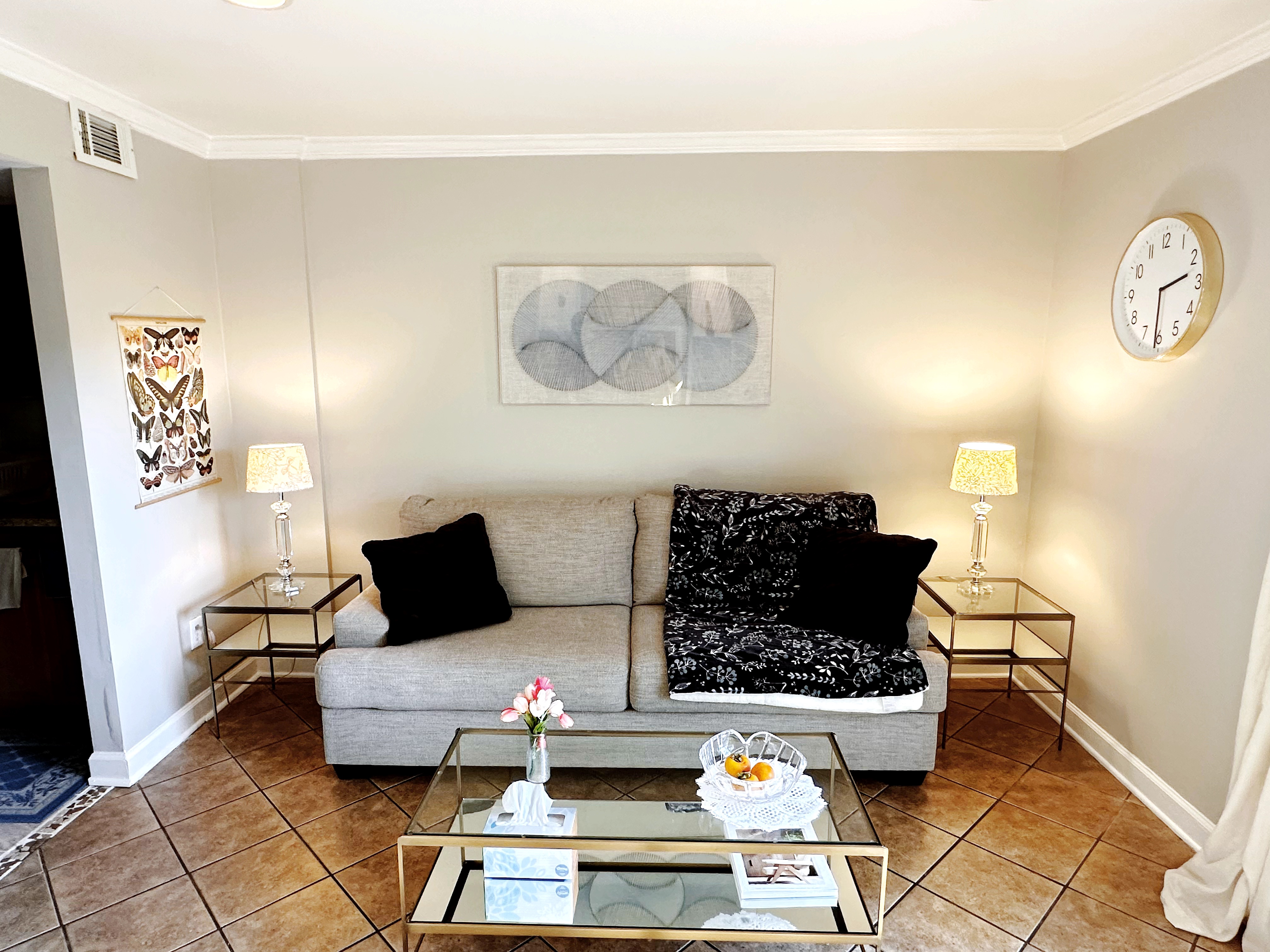Herndon Townhouse 10-min to Dulles Airport/Metro