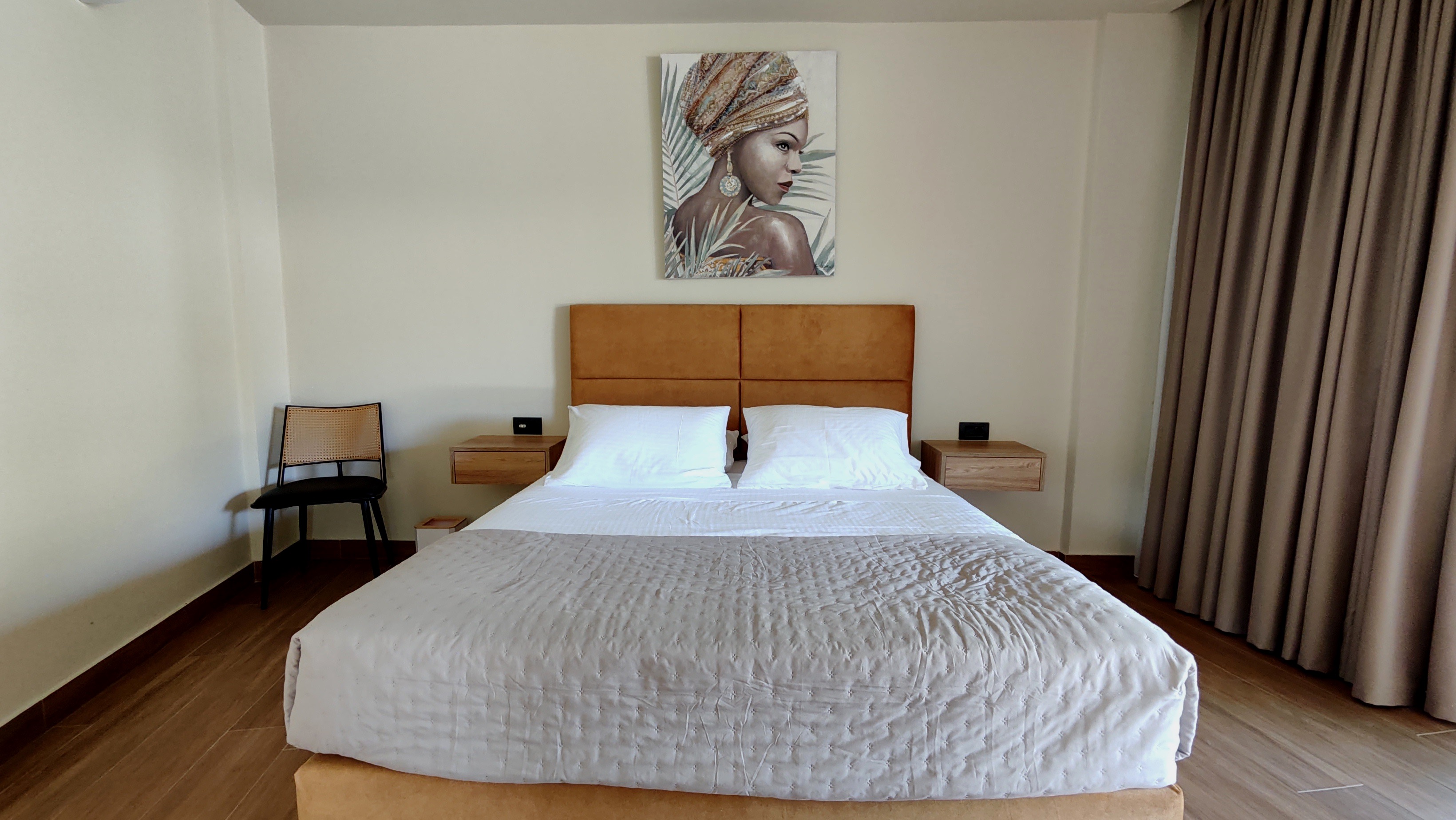 Hera or Aris Double Room By Doce Dioces