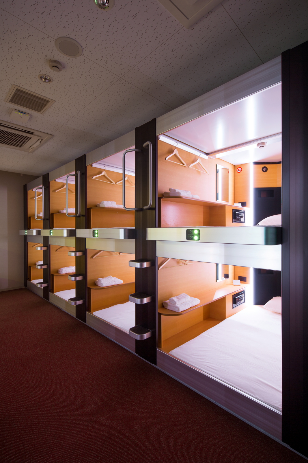 【Front of Ski Resort!】/Bunkbed Capsule(Unisex)