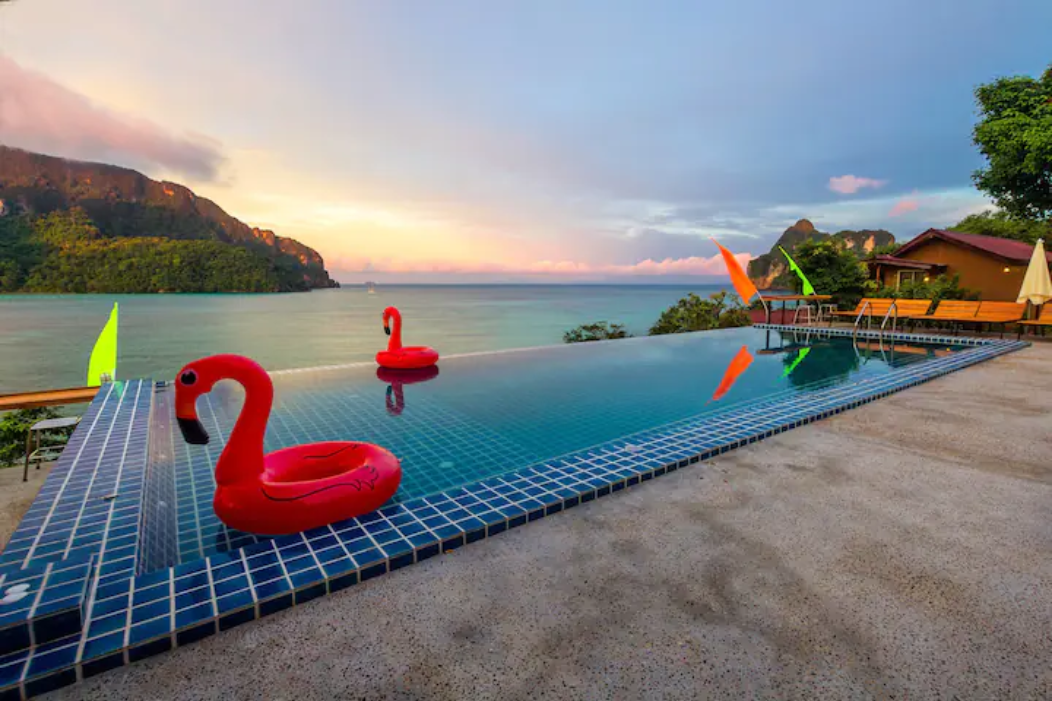 Backpacker Budget on Phi Phi with Fantastic Pool!