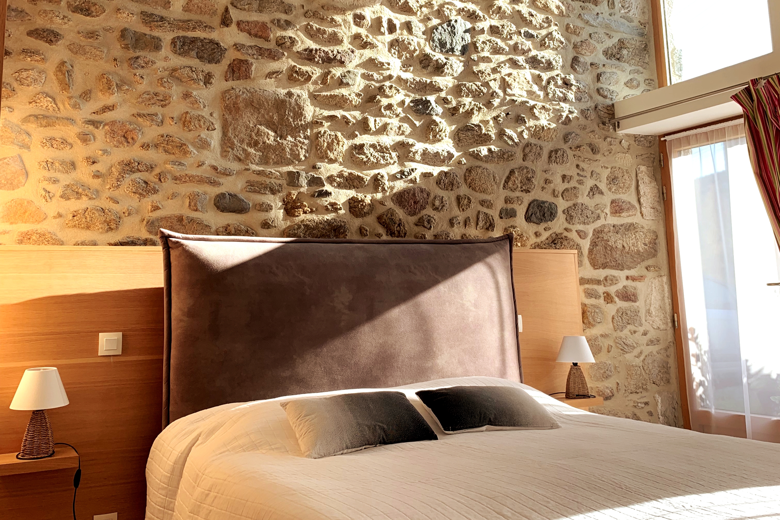 beautiful renovated farmhouse 