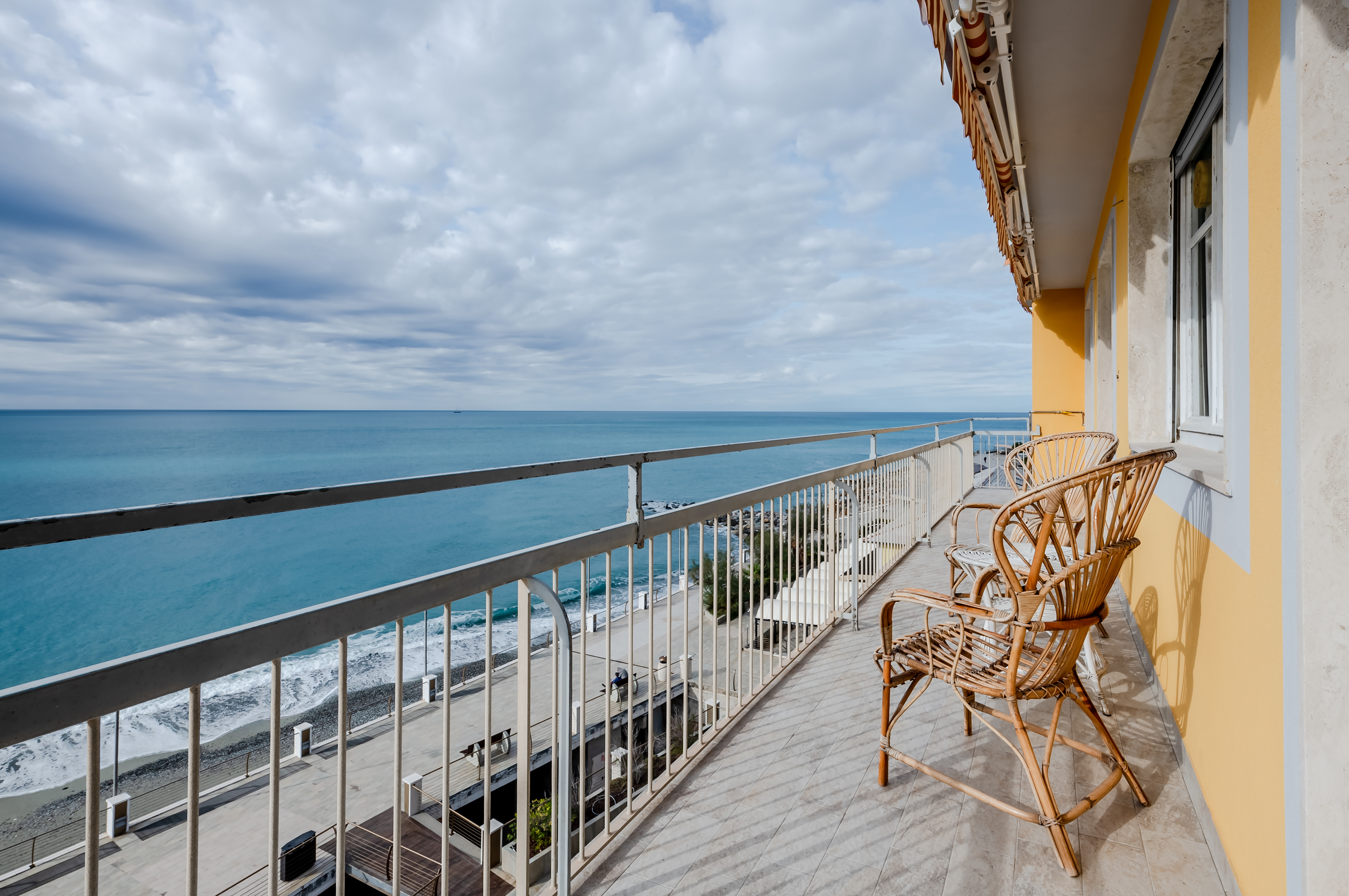Panoramic Seaview! Blumele Apartment x5