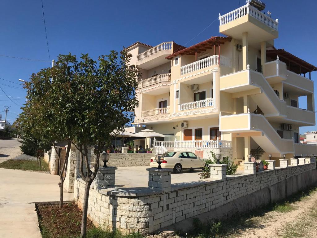 Luis Apartments near the center