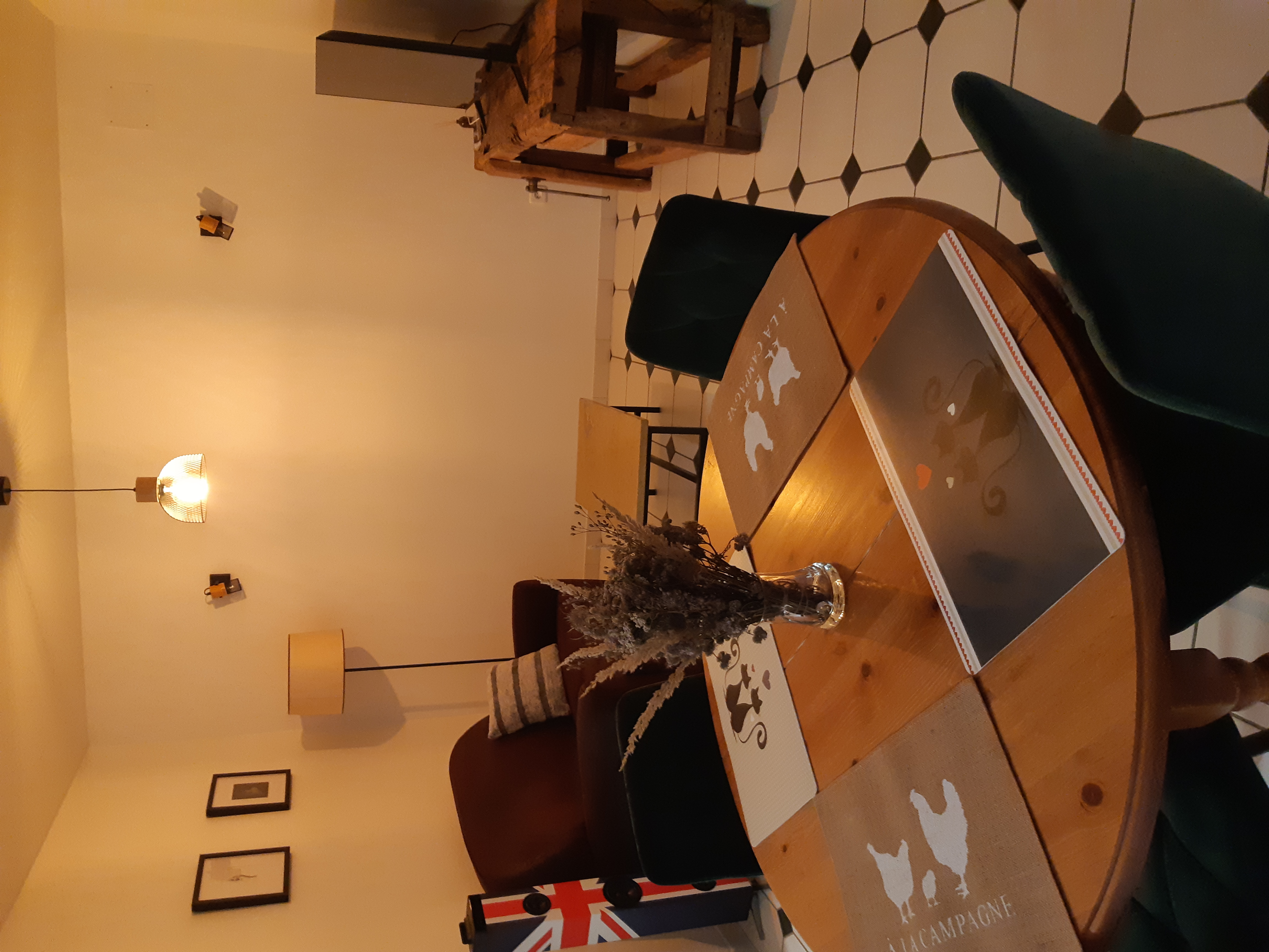Chaumont center, ground floor apartment, terrace, wifi.
