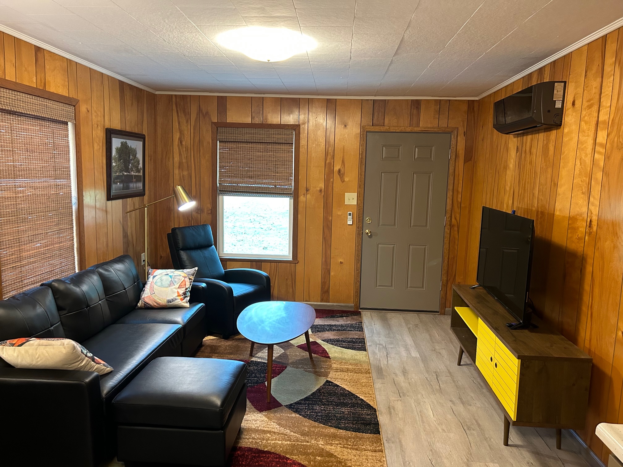 Mound Mid-Century 4