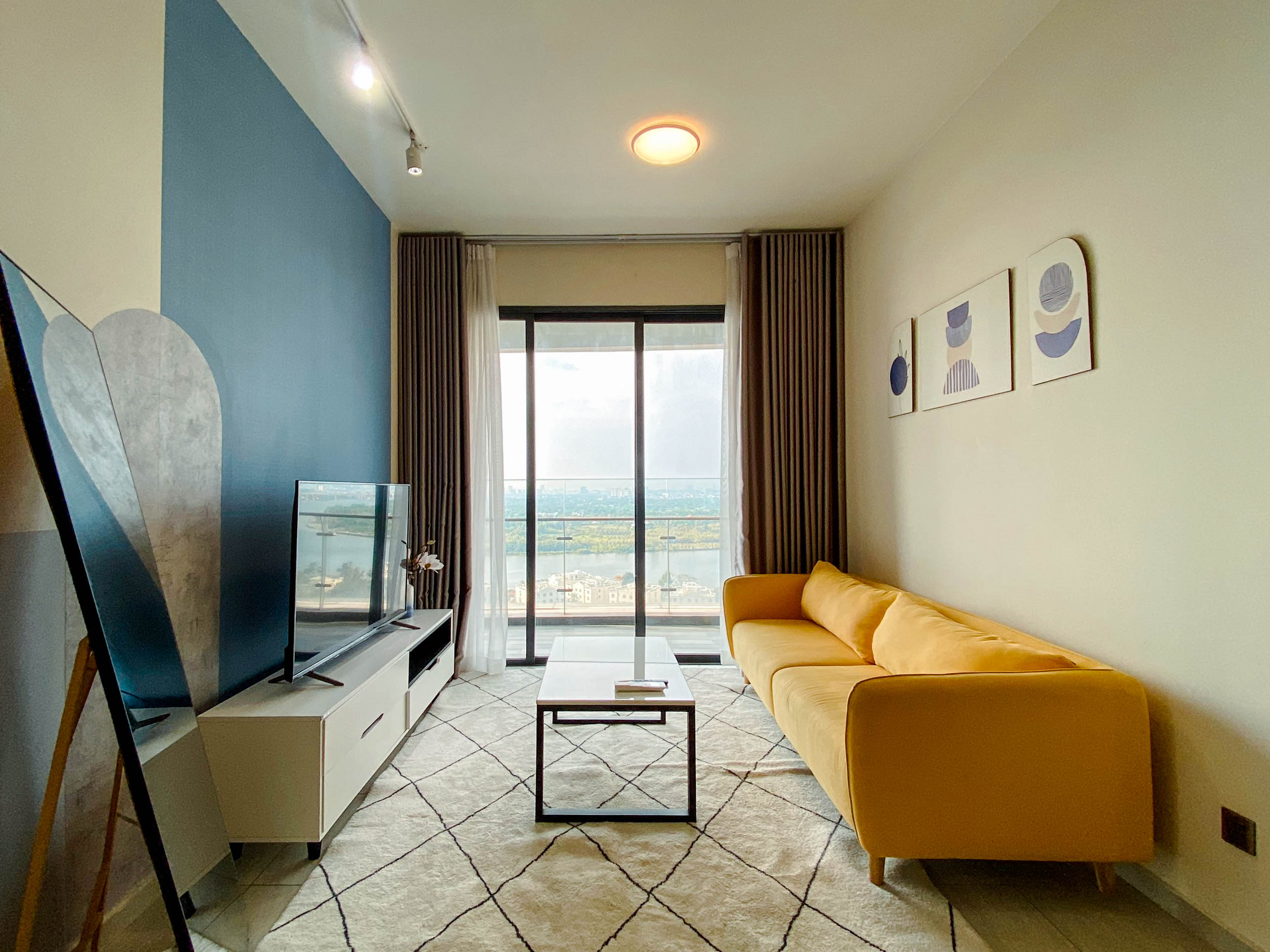 Zeus Living - Extremely River View Condo