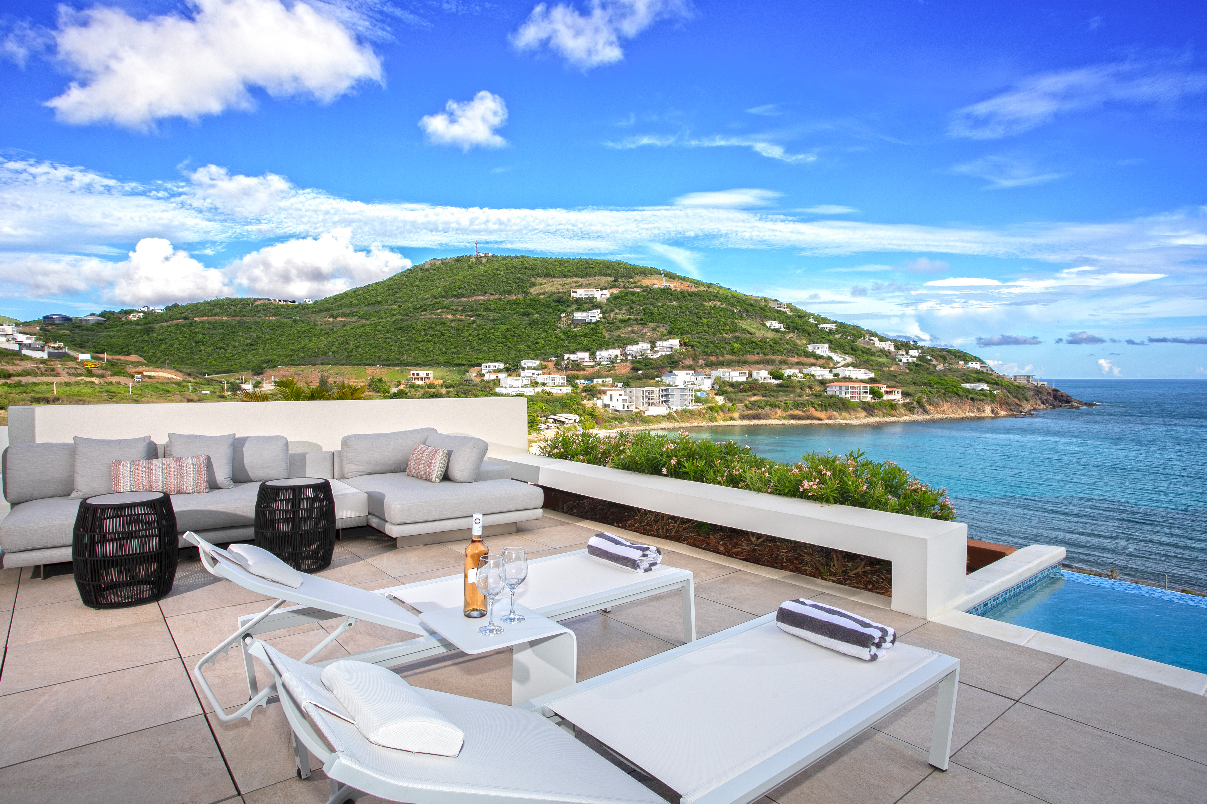 Luxury Villa 