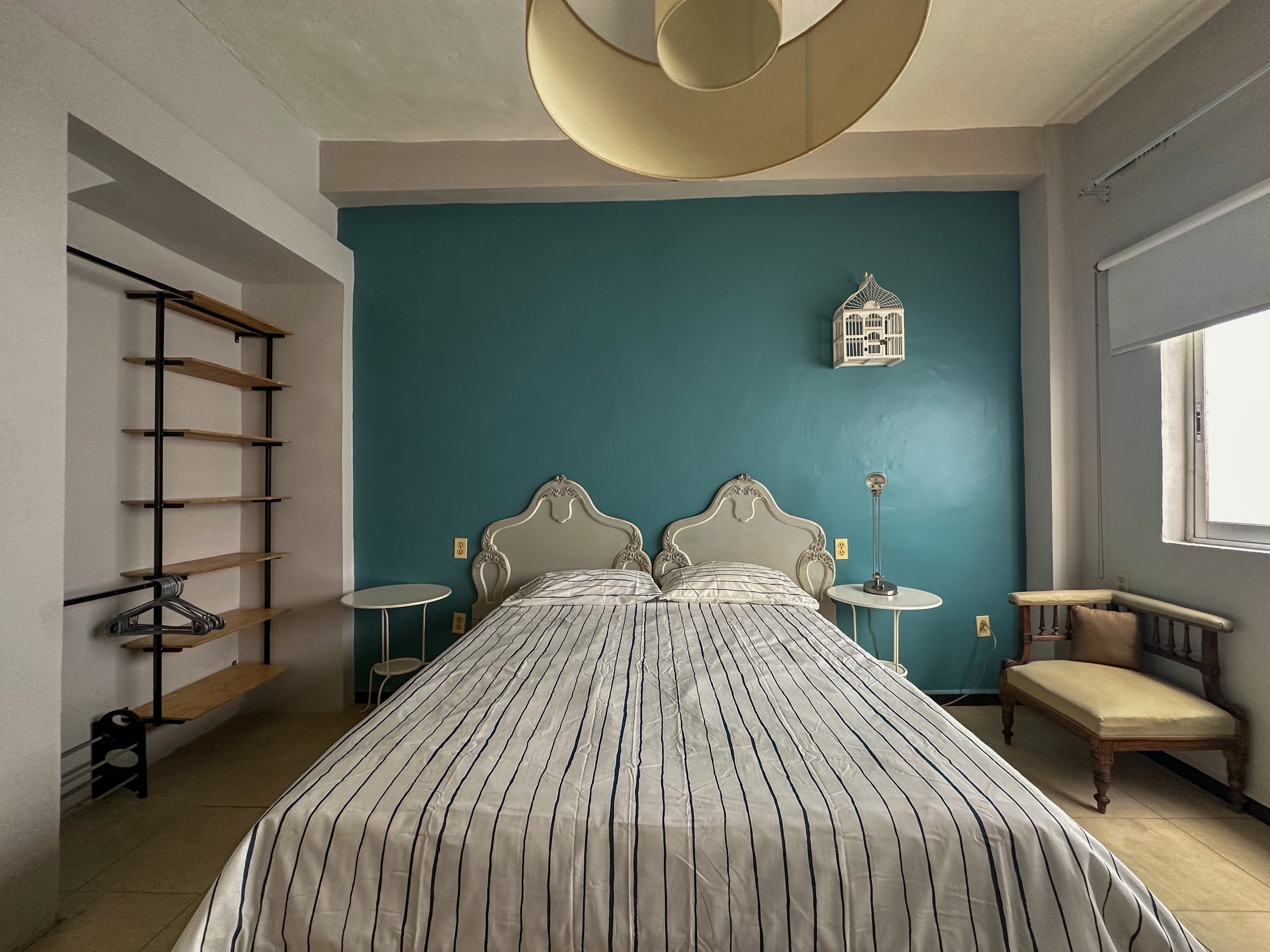 Fourth in Roma Norte: Queen size bed private bathroom