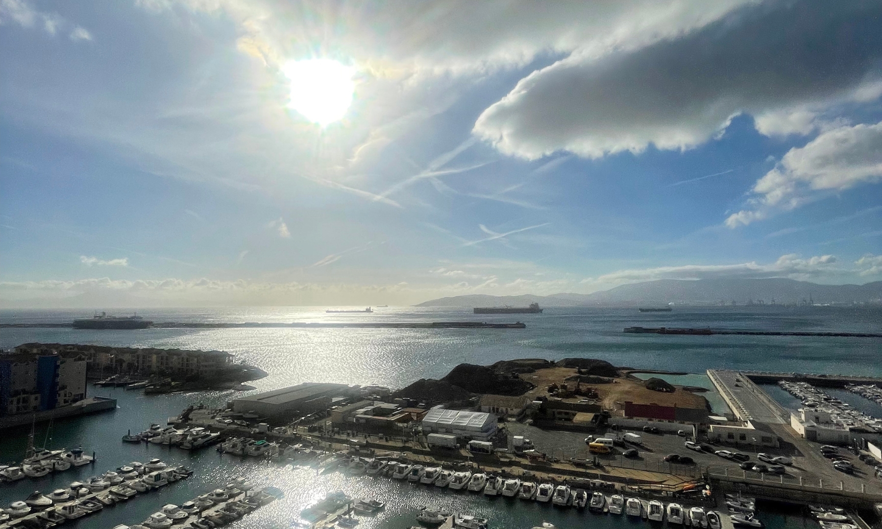 Queensway sea view apartment!