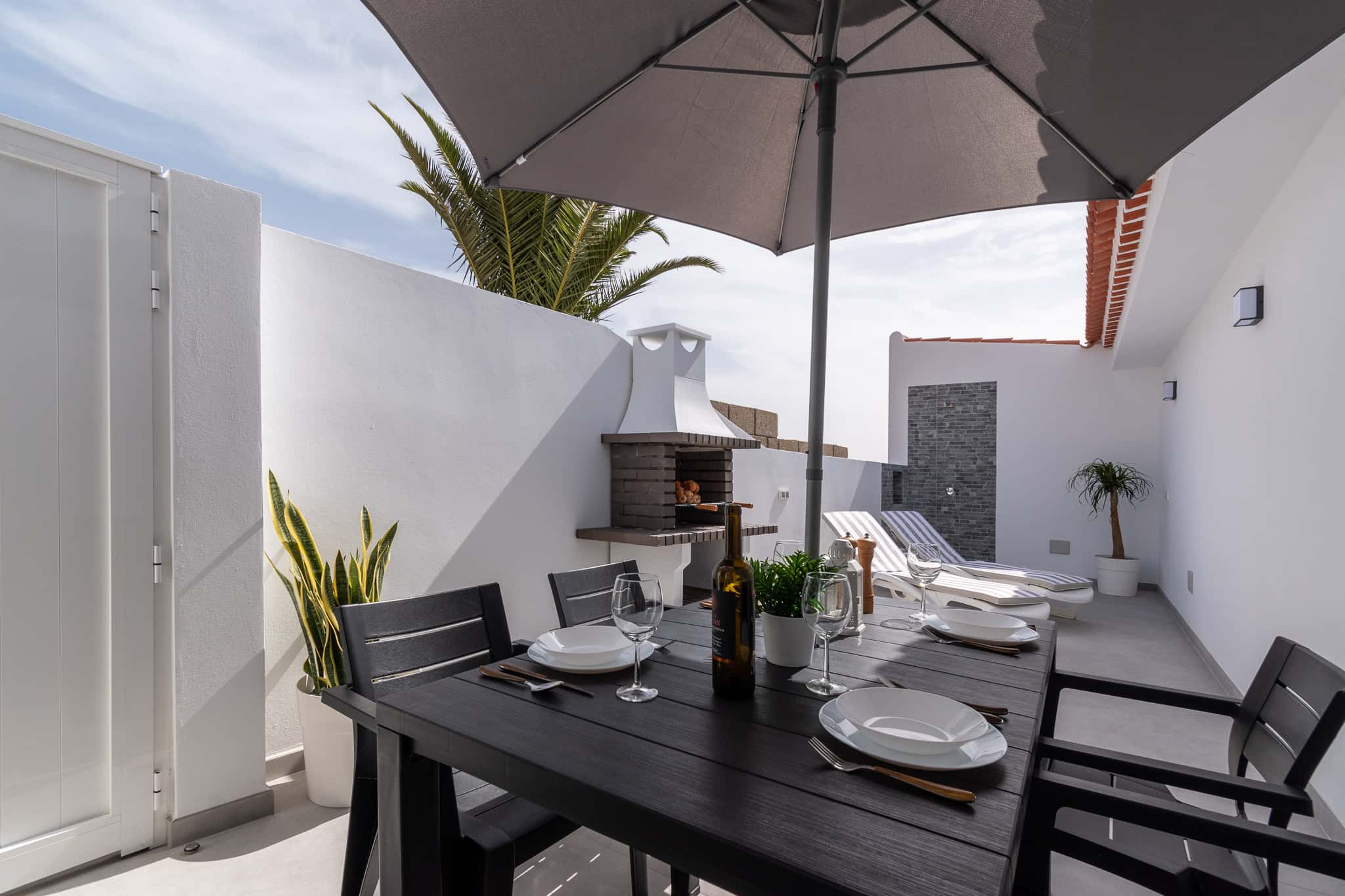 Bungalow with community pool and private terrace