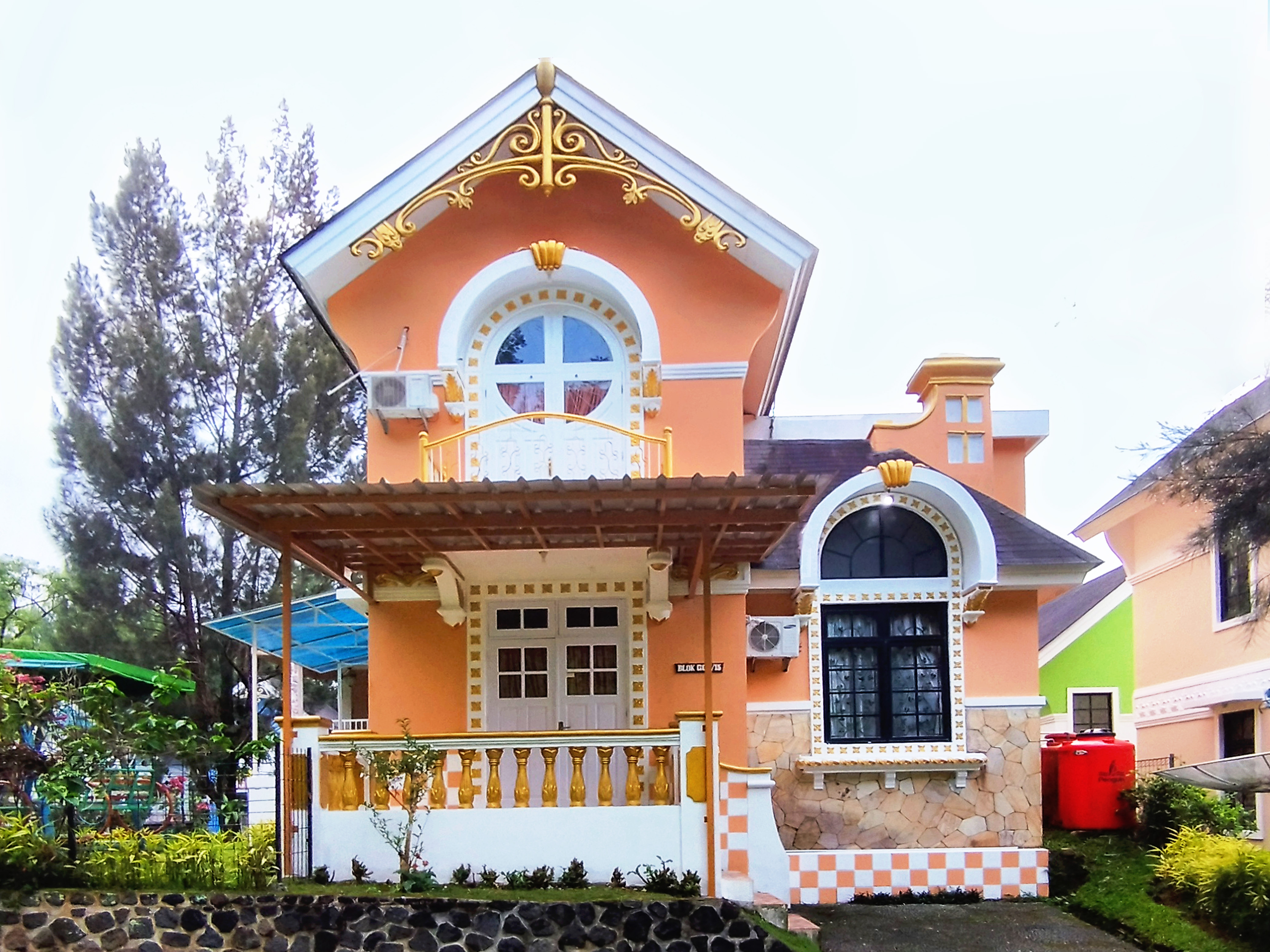 Cozy + Spacious 3BR Villa at Kota Bunga Puncak