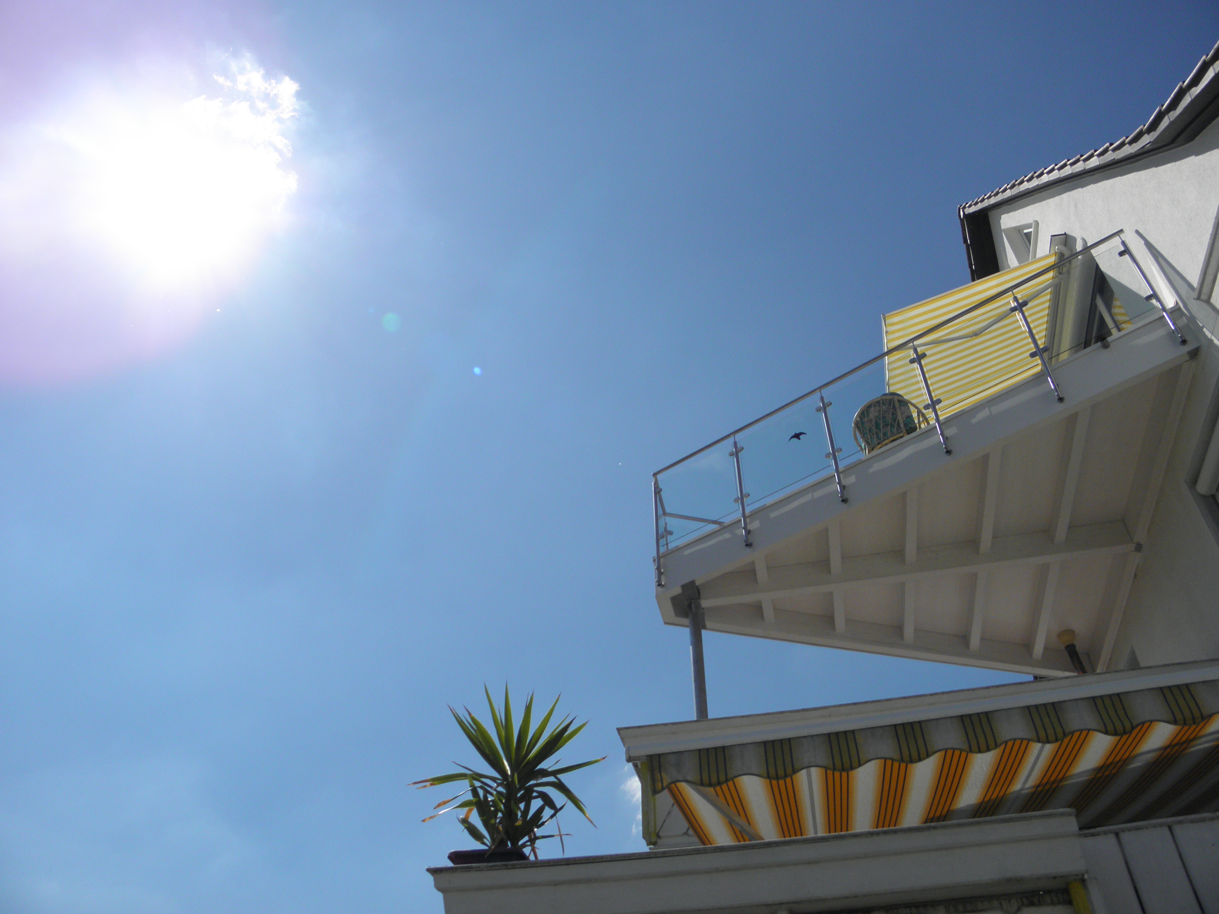 Great Balcony Apartment for 2-4 sleeps (FeWo II)