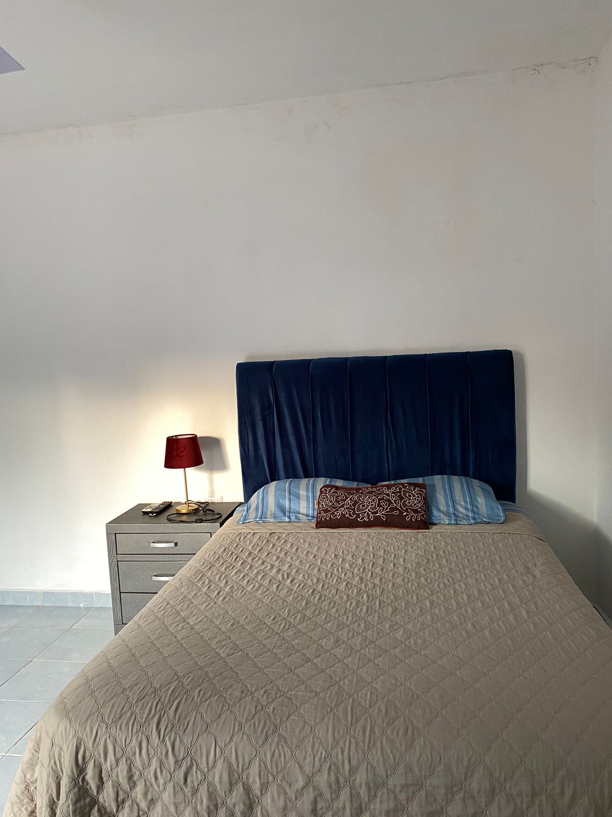 Studio Tucanǐ Wifi, A/C