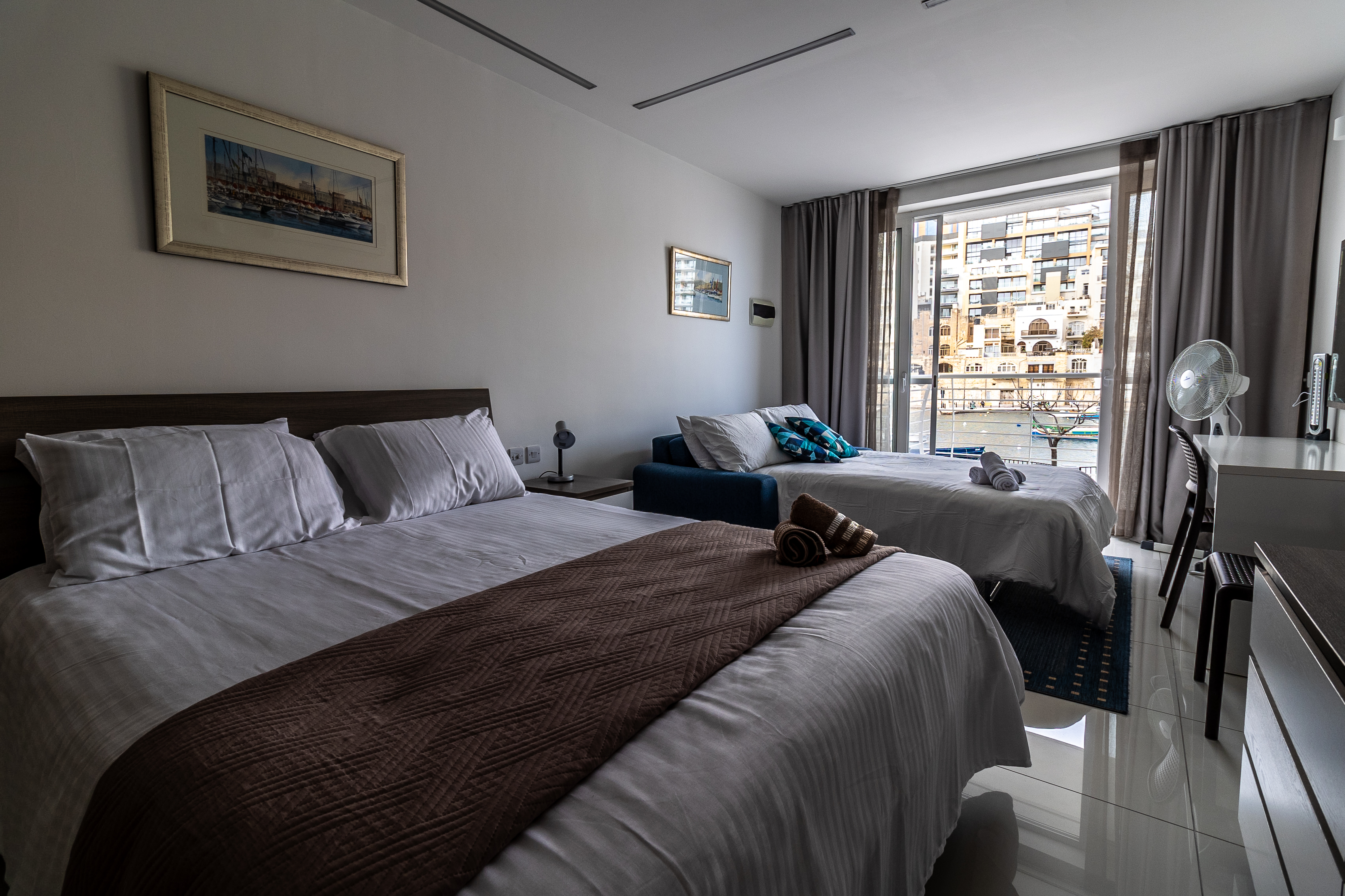 Private Duplex with Seaviews - Spinola